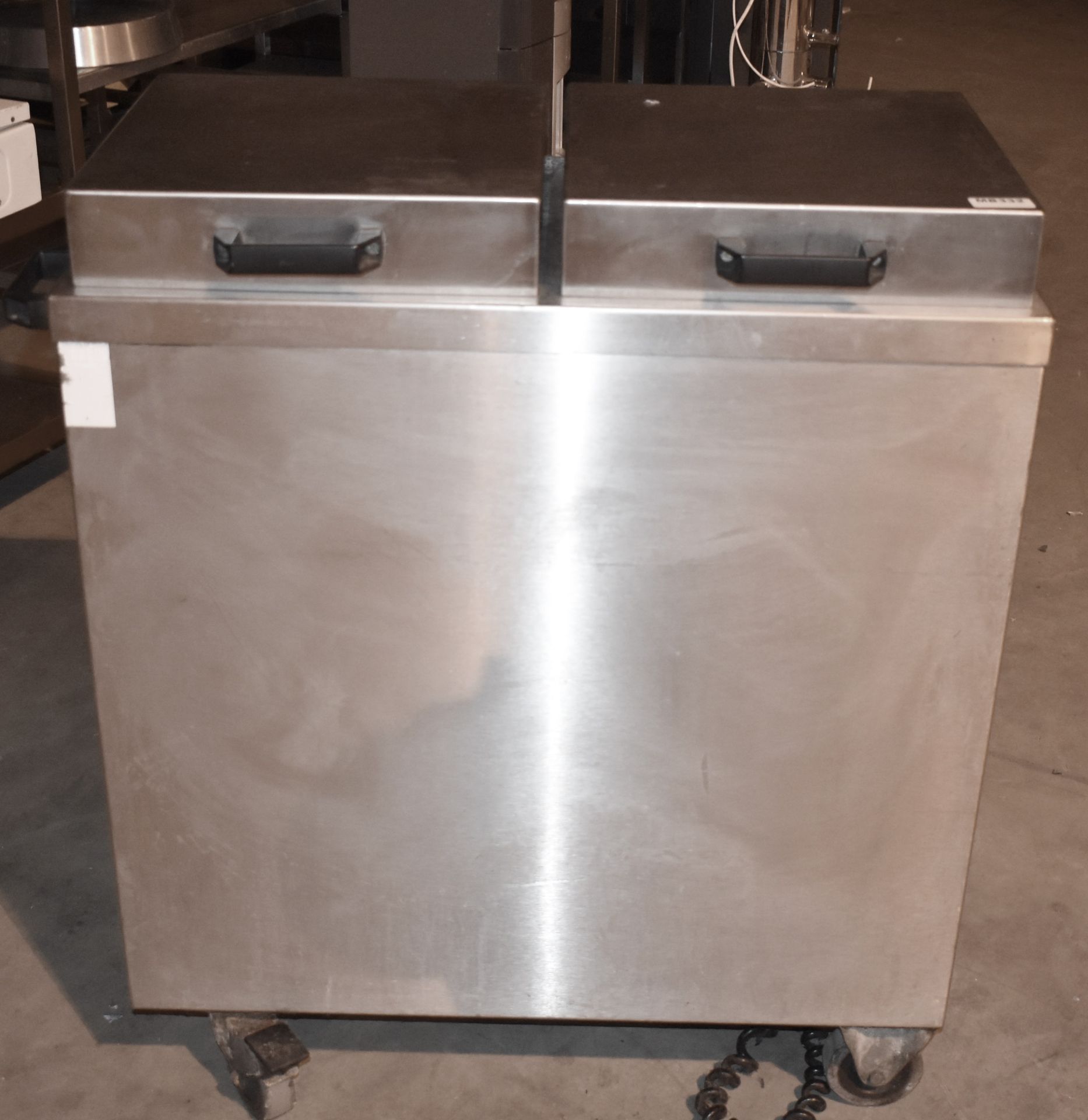 1 x Stainless Steel Twin Chamber Mobile Plate Warmer With Chamber Lids - Approx 280 Plate Capacity - - Image 7 of 7