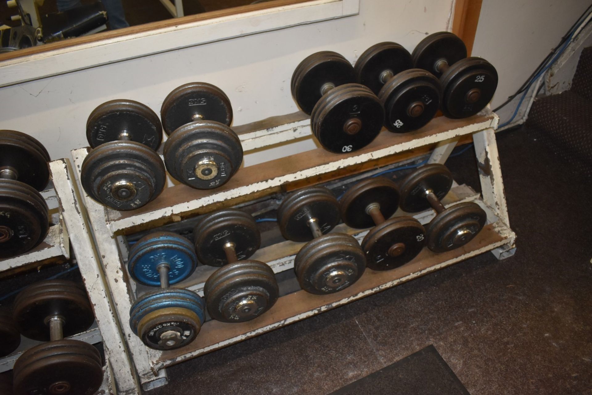 Approx 700 x Weight Lifting Weight Discs, 70 x Weight Lifting Bars, 32 x Weight Dumbells, 15 x - Image 4 of 31