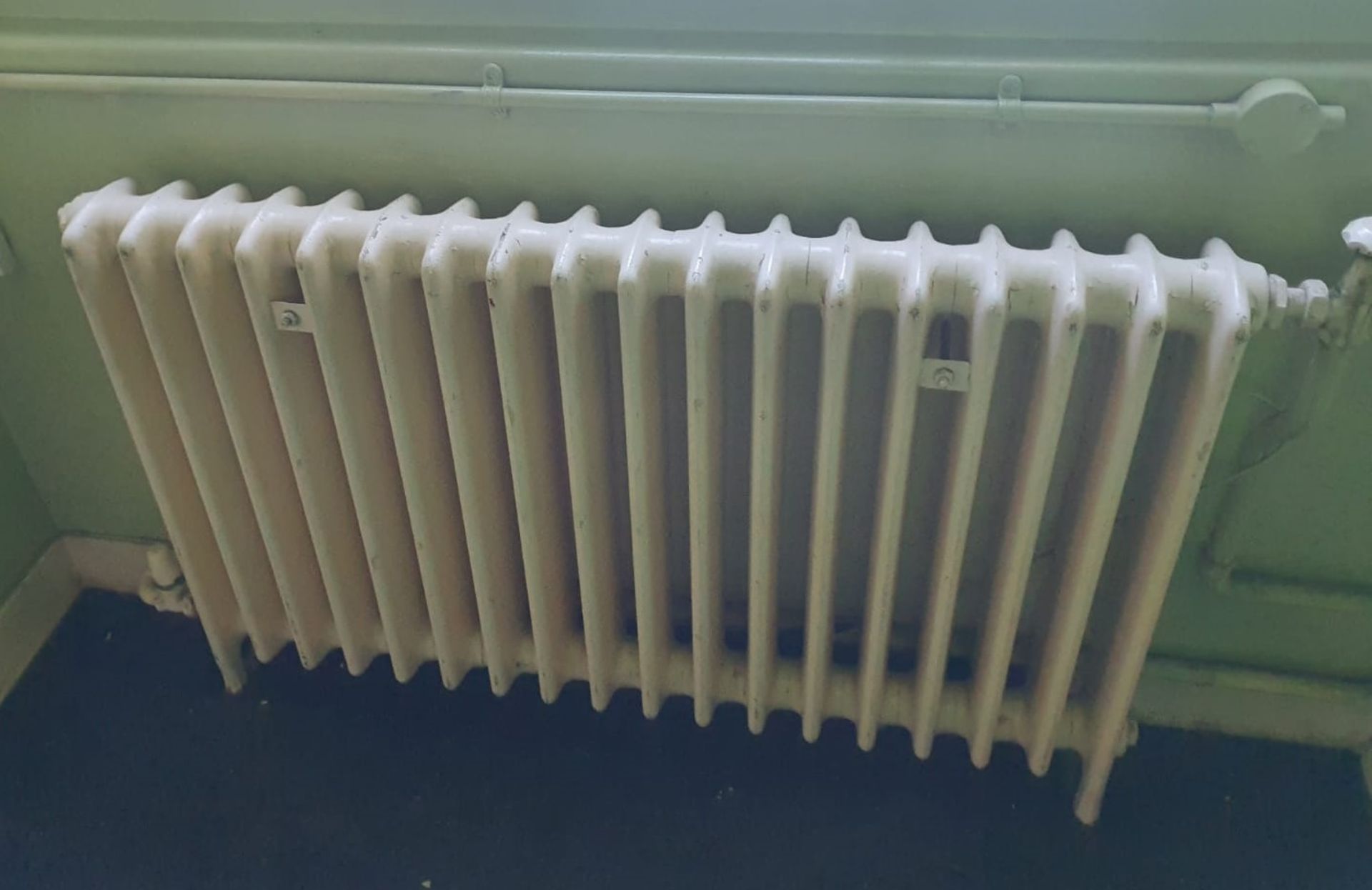 Approx 50 x Cast Iron Panelled Radiators - Various Sizes Included - CL483 - Location: Folkestone - Image 19 of 29