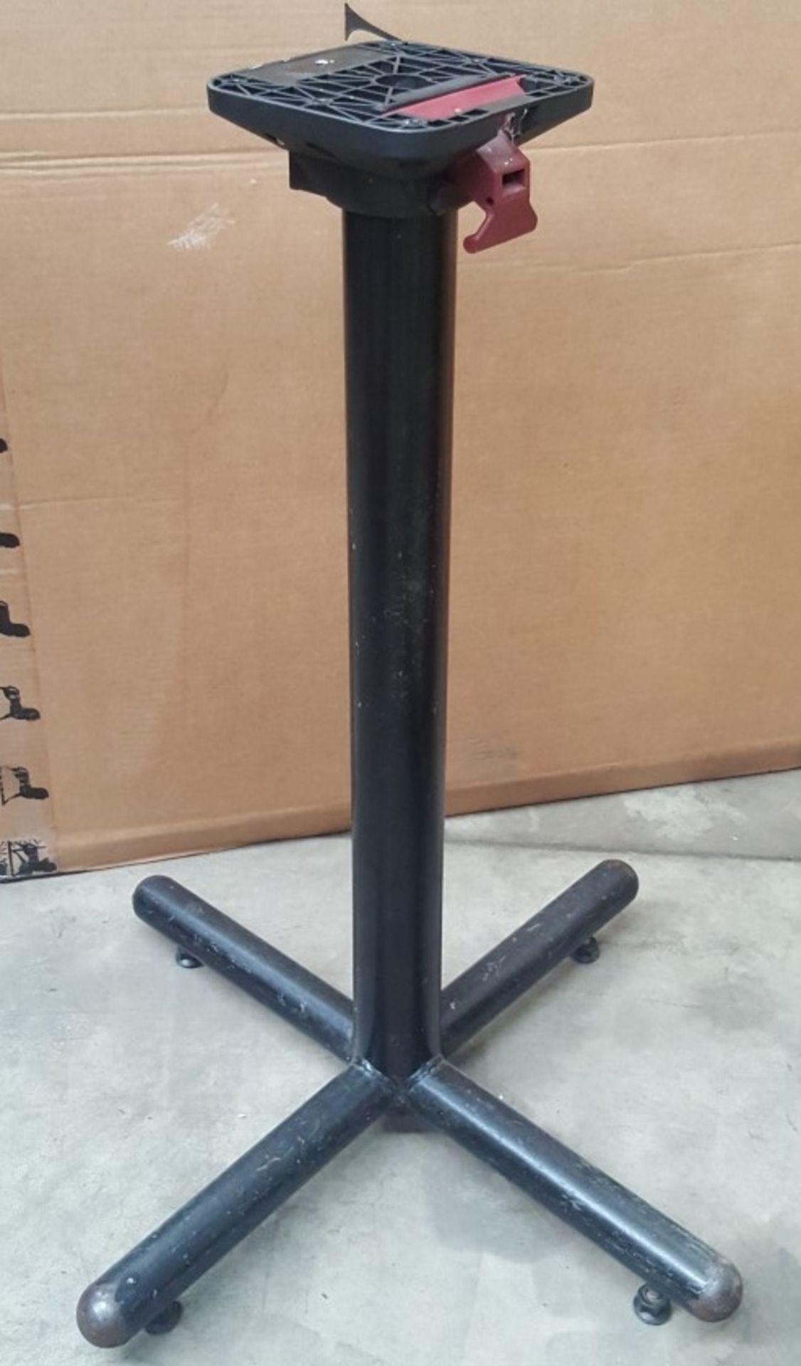 6 x 4 Cross Leg Metal Table Bases For Restaurant Tables - CL350 - Location: Altrincham WA14 - Bild 2 aus 4