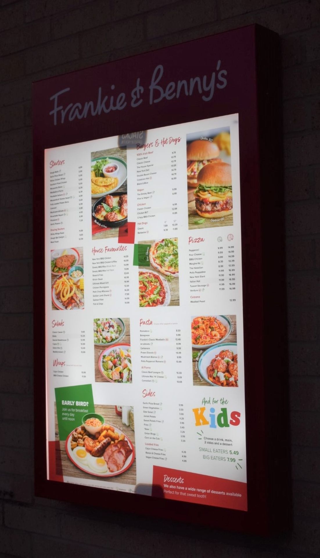 1 x Illuminated Menu Board For Outdoor Wall Mounted Use - H110 x W70 x D10 cms - CL470 - Location: - Image 2 of 2