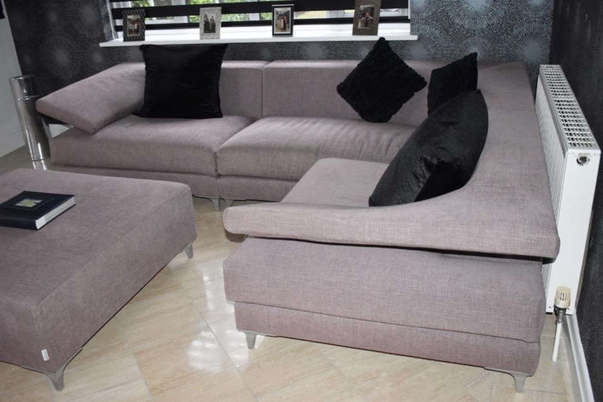 1 x SWAN Italia Corner Sofa and Ottoman finished in Light Purple - CL469 - Location: Prestwich M25 - - Image 3 of 14