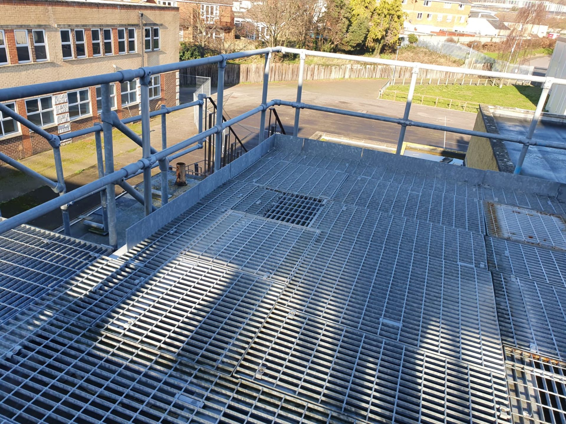 1 x Outdoor Rooftop Mezzanine Floor With Grid Anti Slip Floor Surface and Safety Hand Rails - - Image 3 of 10
