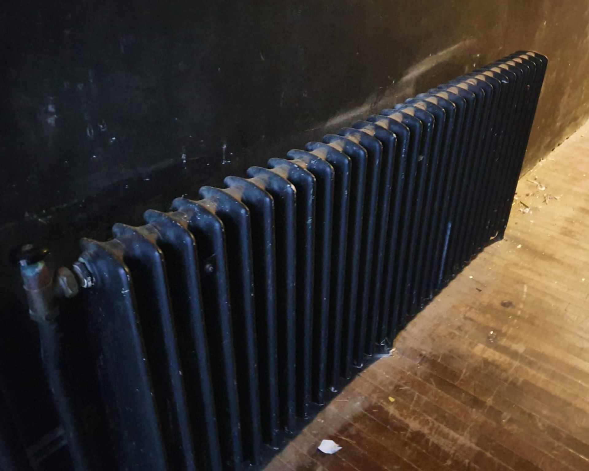 Approx 50 x Cast Iron Panelled Radiators - Various Sizes Included - CL483 - Location: Folkestone - Image 16 of 29