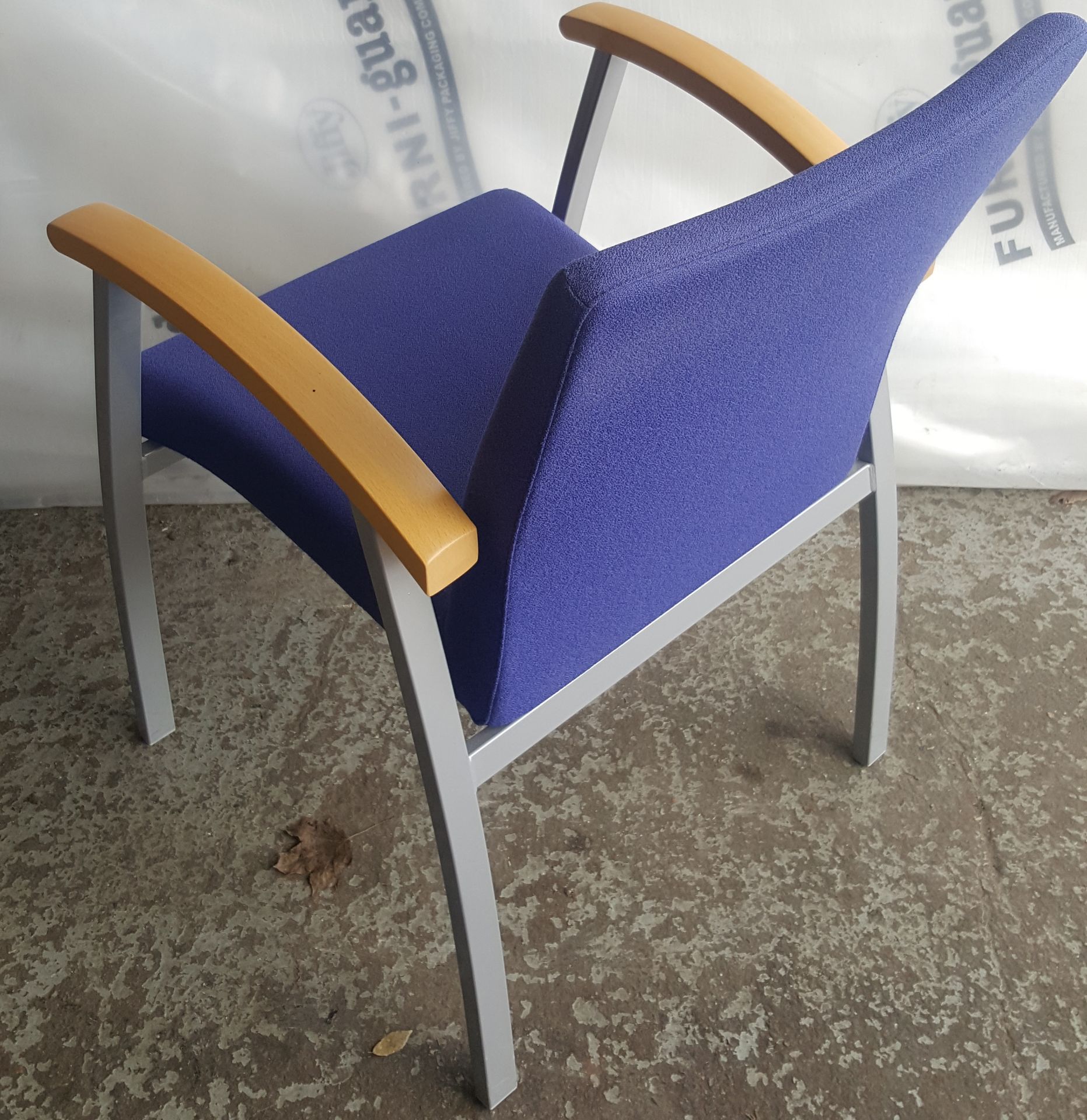6 x Royal Blue Fabric Stackable Office Chairs - REF: TofT - CL011 - Location: Altrincham WA14 - Image 4 of 6