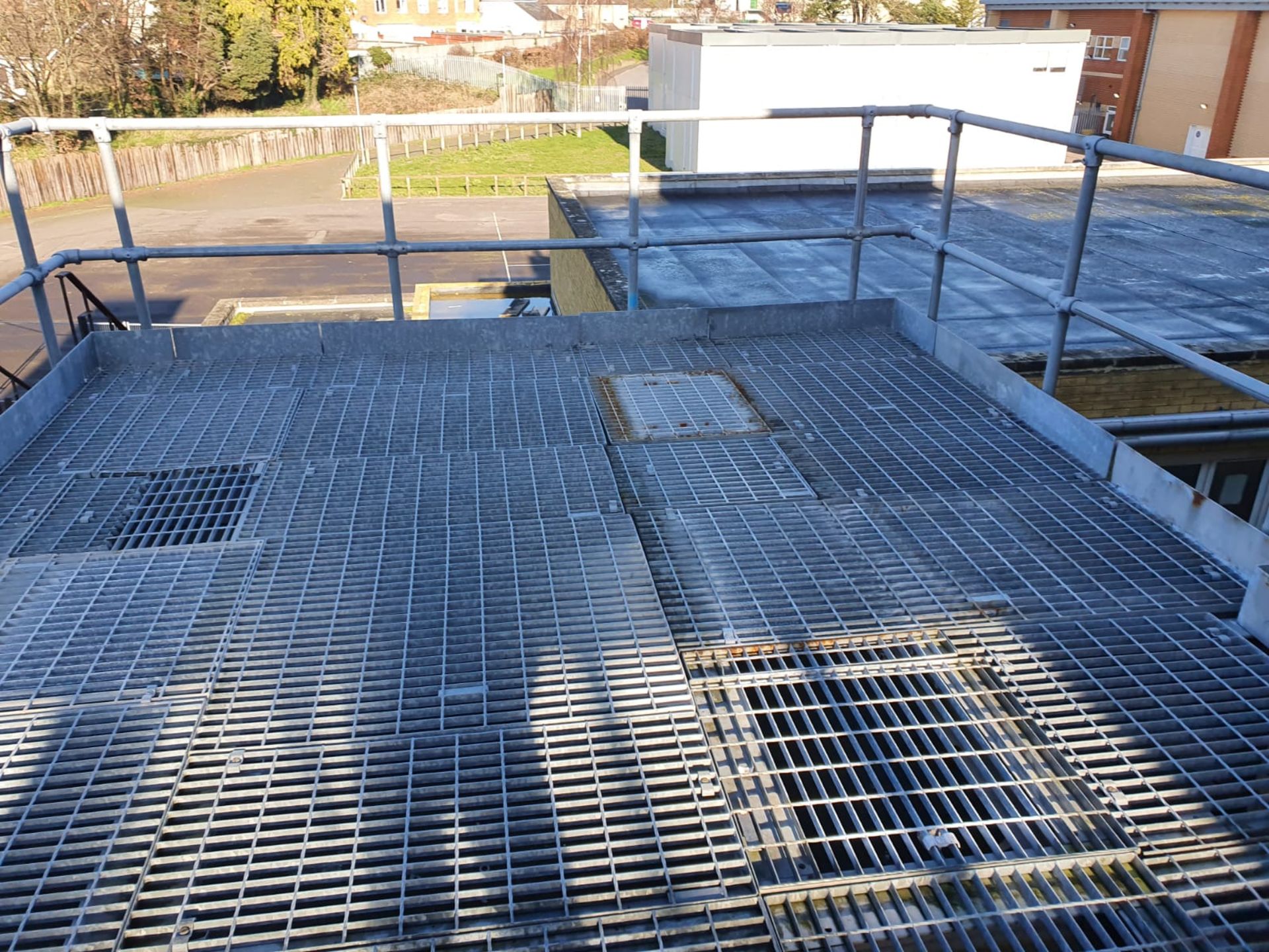 1 x Outdoor Rooftop Mezzanine Floor With Grid Anti Slip Floor Surface and Safety Hand Rails - - Image 2 of 10