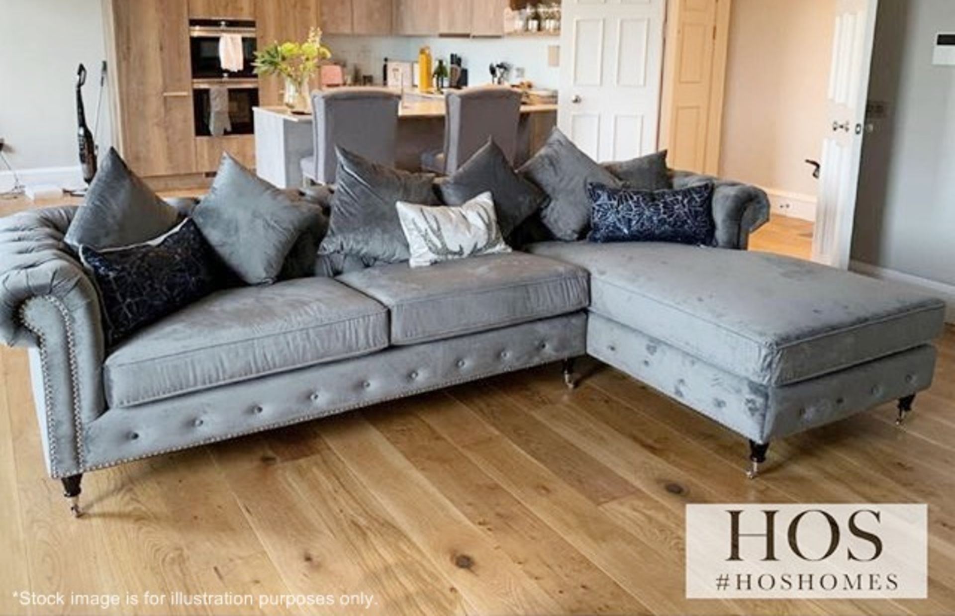 1 x HOUSE OF SPARKLES 'Alexander' Right-handed Luxury Corner Sofa - Richly Upholstered In Light Grey - Image 4 of 4