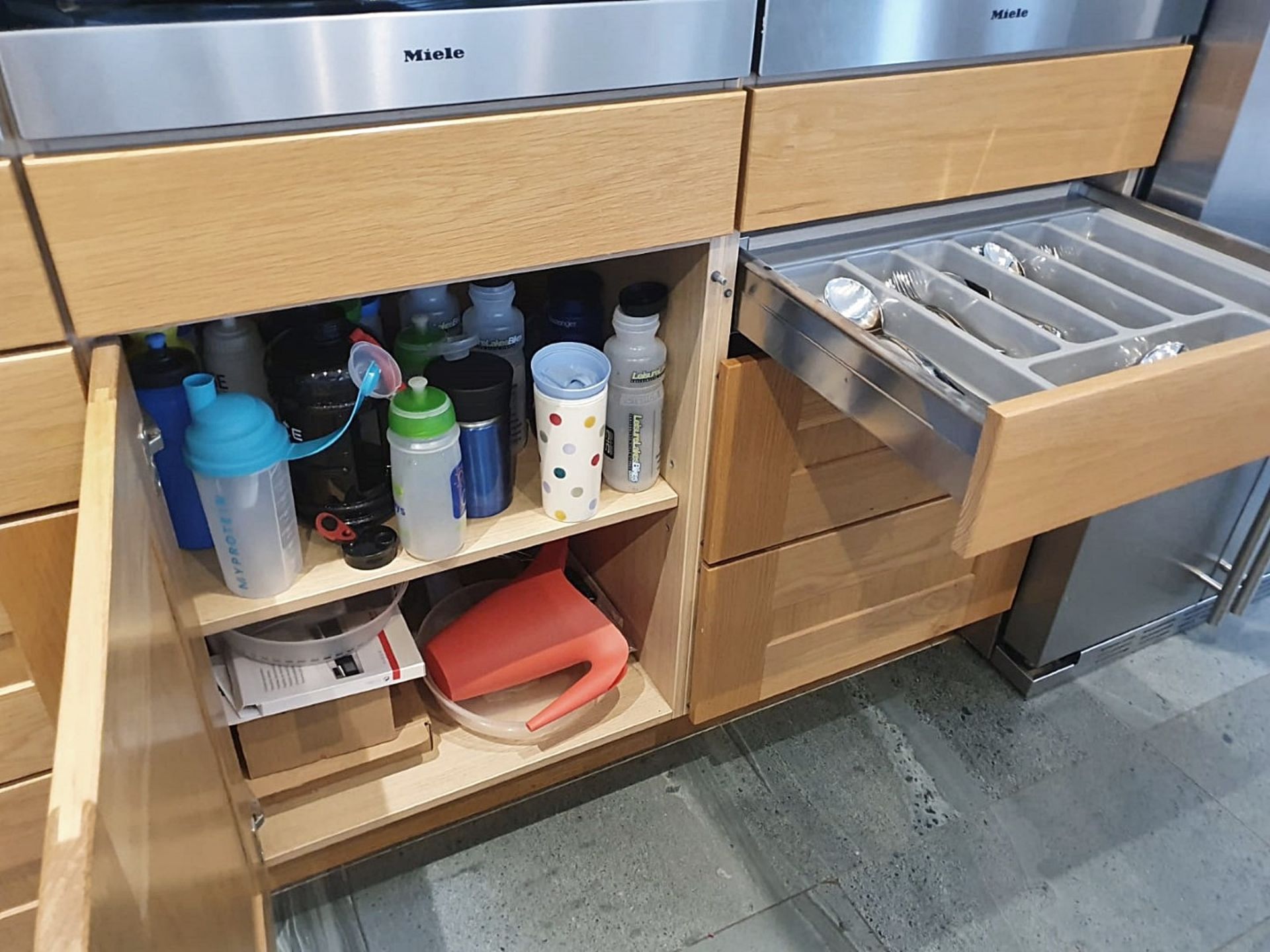 1 x Solid Oak Fitted Kitchen With Intergrated Miele Appliancess - CL487 - Location: Wigan *NO VAT* - Image 77 of 82