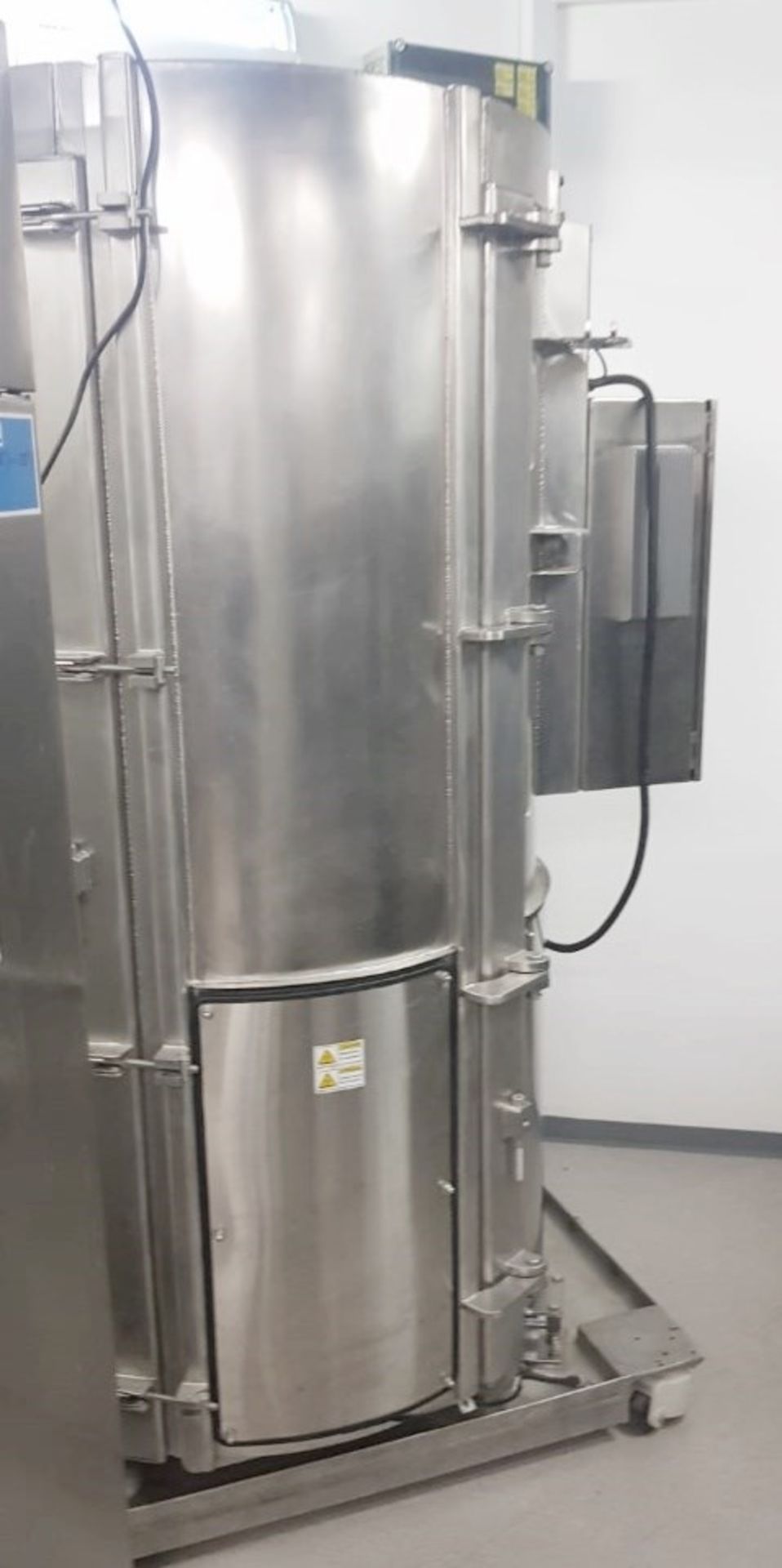 1 x THERMO SCIENTIFIC HyClone Single Use Bioreactor (S.U.B.), 1000L - Laboratory Closure - Ref: - Bild 2 aus 3