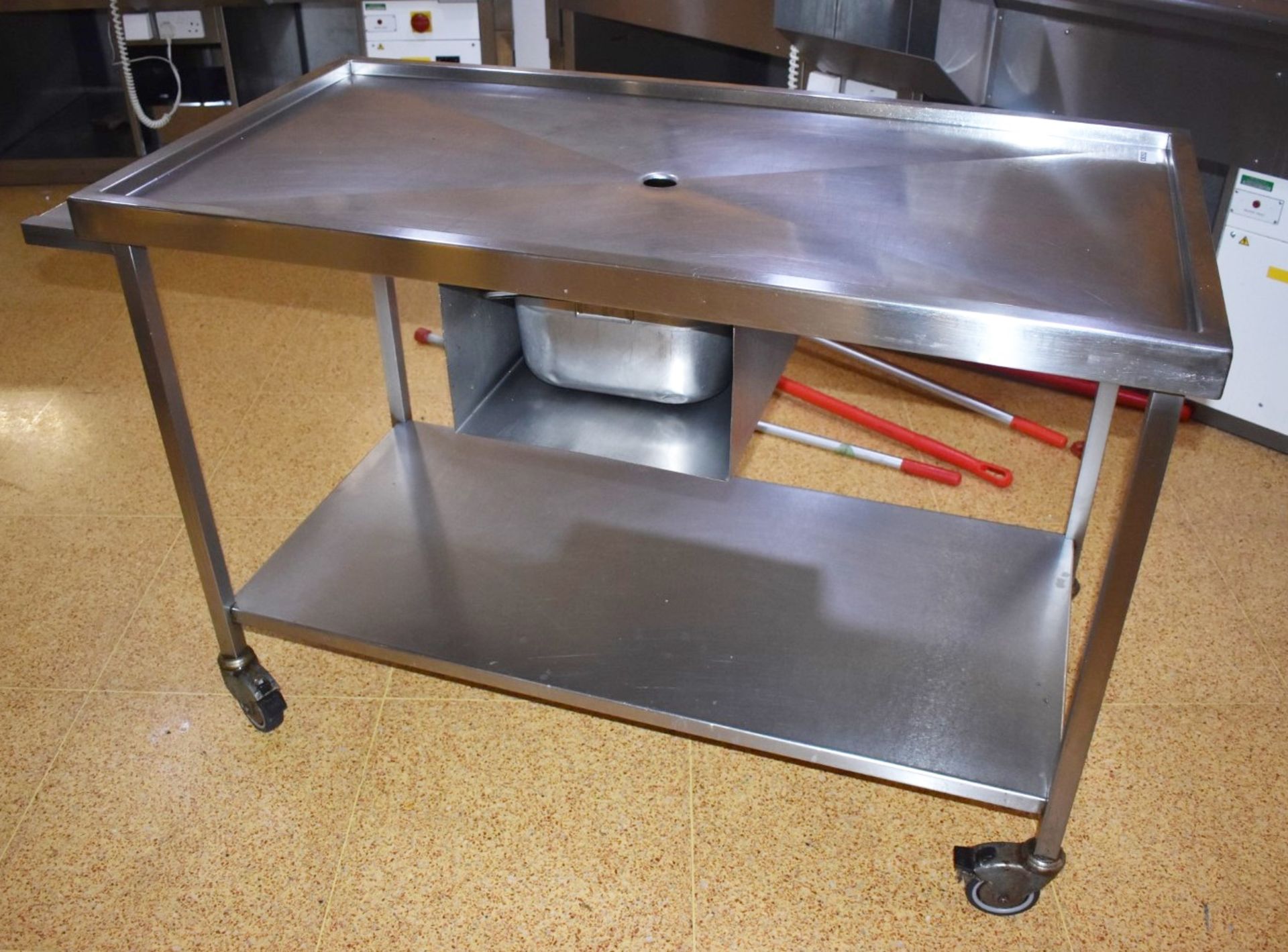 1 x Stainless Steel Mobile Prep Table With Drainer Top and Undershelf - Ideal For Wet Food