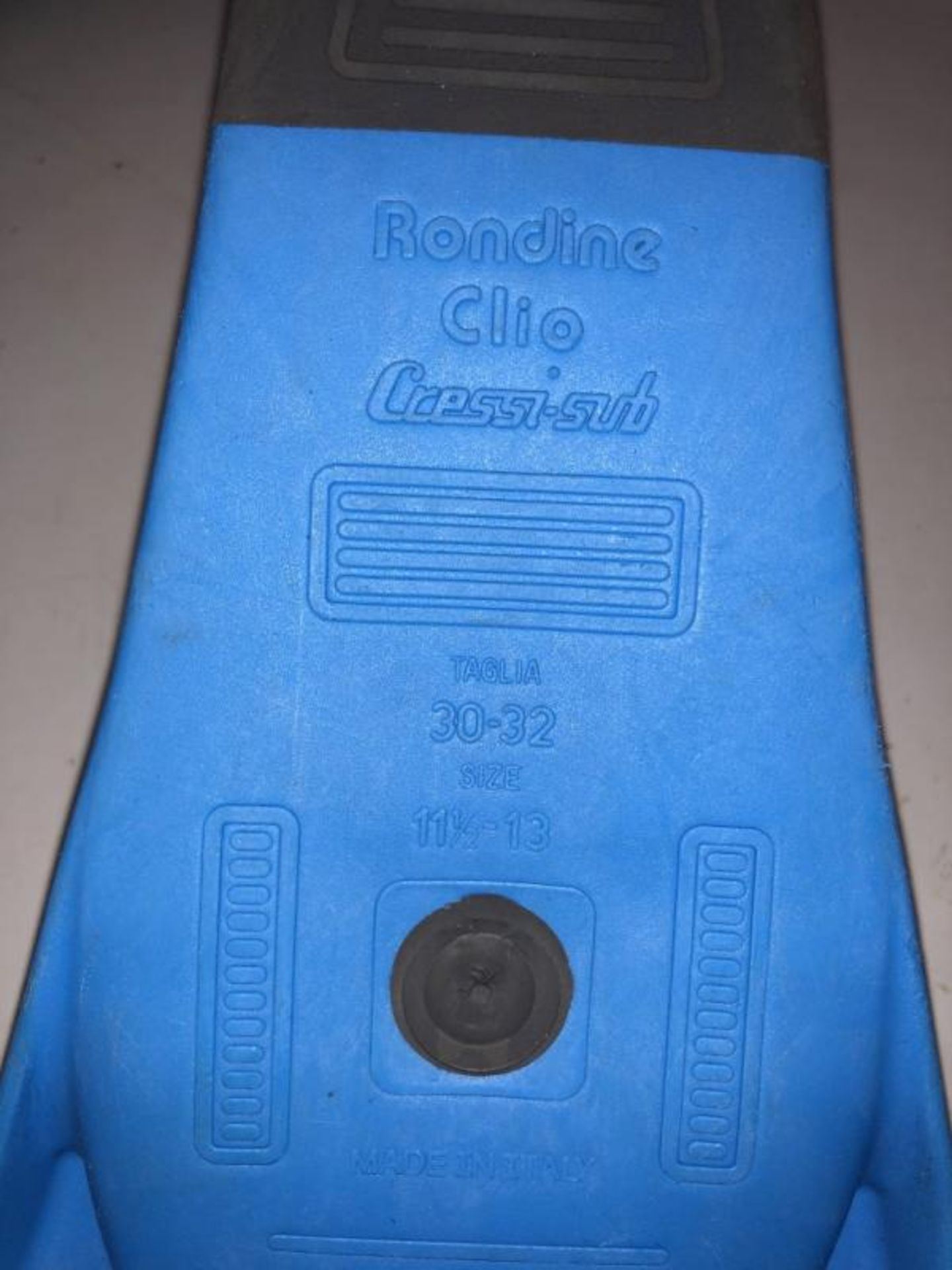 A Pair Of Sky Blue Clio Cressi-Sub Junior Diving Fins - Ref: NS207, NS208 - CL349 - Location: Altrin - Image 3 of 3