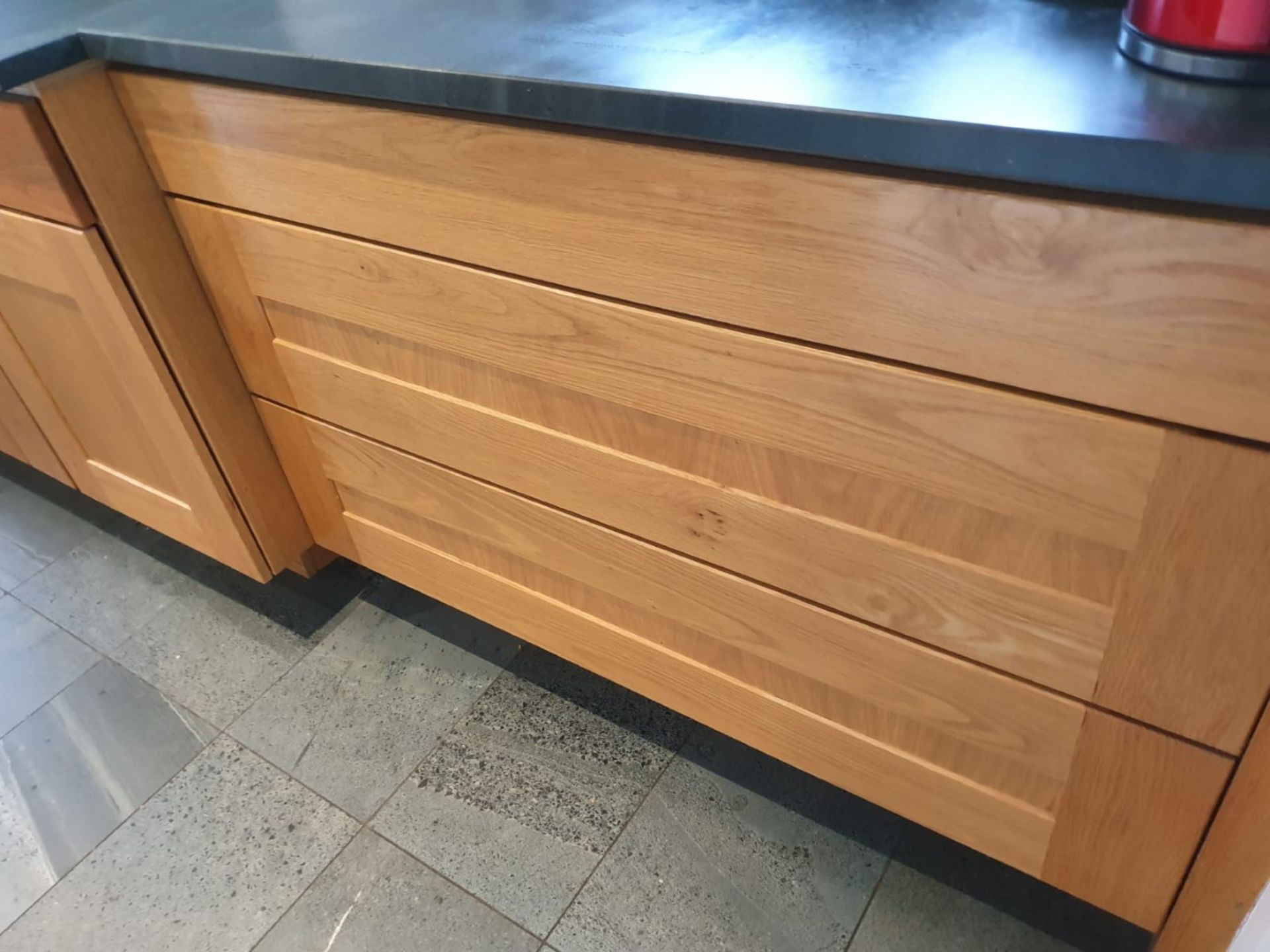 1 x Solid Oak Fitted Kitchen With Intergrated Miele Appliancess - CL487 - Location: Wigan *NO VAT* - Image 62 of 82