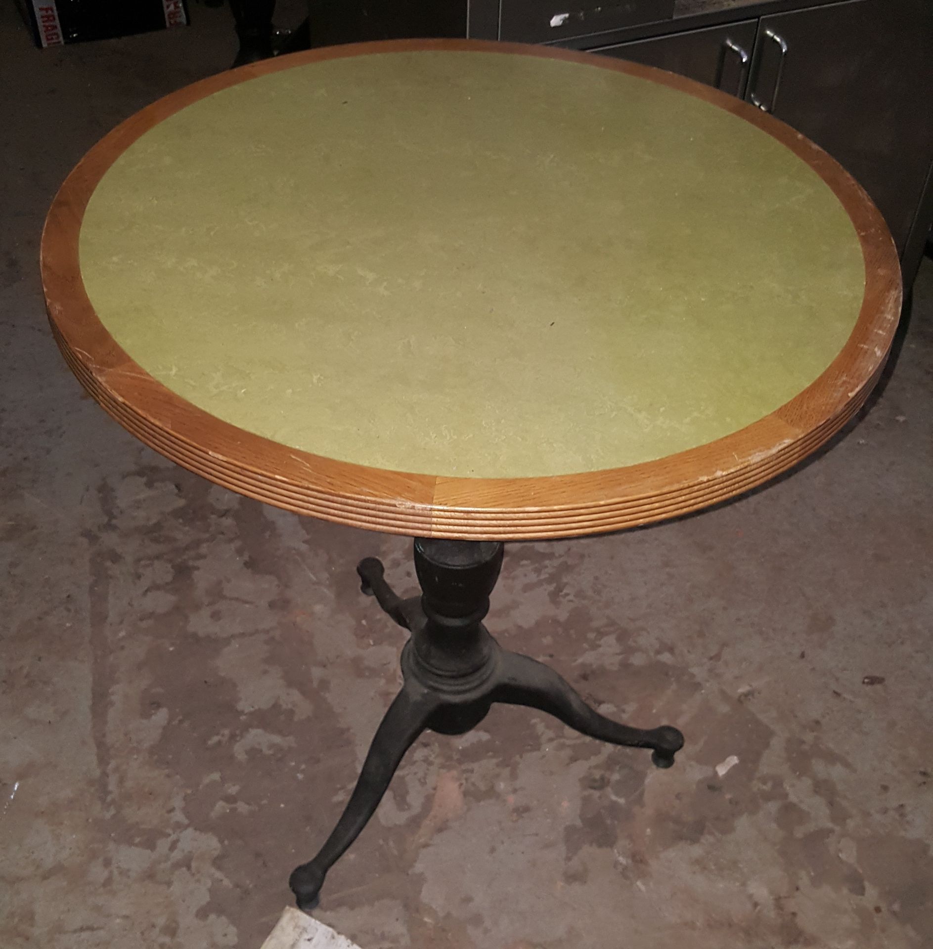 3 x Assorted Restaurant Tables With Green Top Finish & Three-Legged Base - REF:CO001 - CL011 - Image 6 of 9