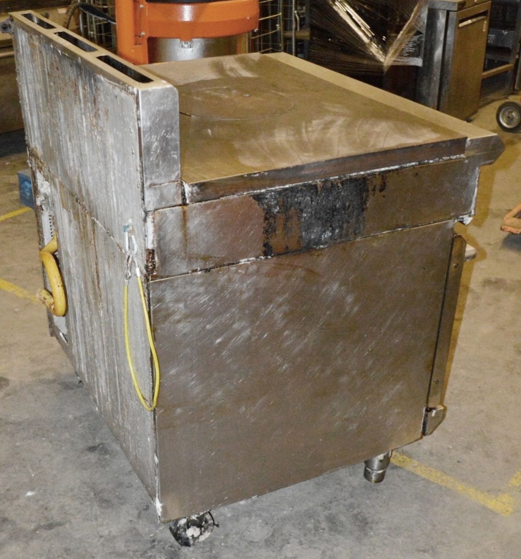 1 x Commercial Natural Gas Solid Top Range In Stainless Steel - Ref: J1566 - Low Start, No Reserve - Image 5 of 5