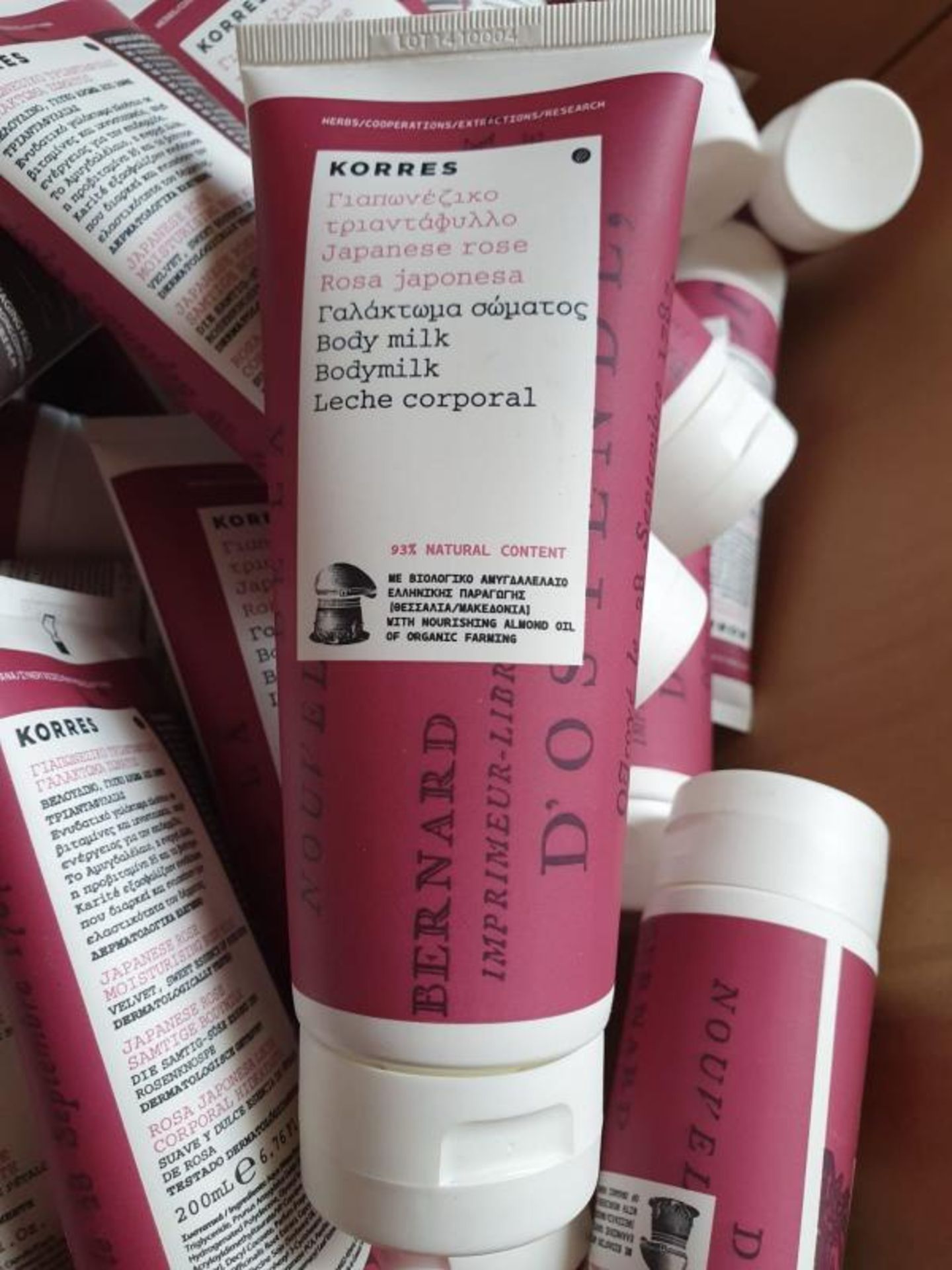 1 x Box Of KORRES 'Japanese Rose' Body Milk (200ml Tubes) - Approx. 50 Pcs - Unused Stock - Image 2 of 3