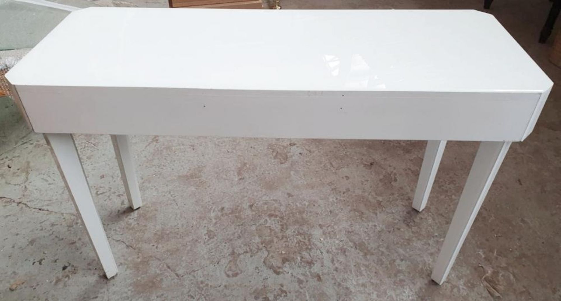 1 x White 2-Drawer Glass Fronted Dressing Table In White *Please Read Condition Report* £1 Start, No - Image 9 of 9