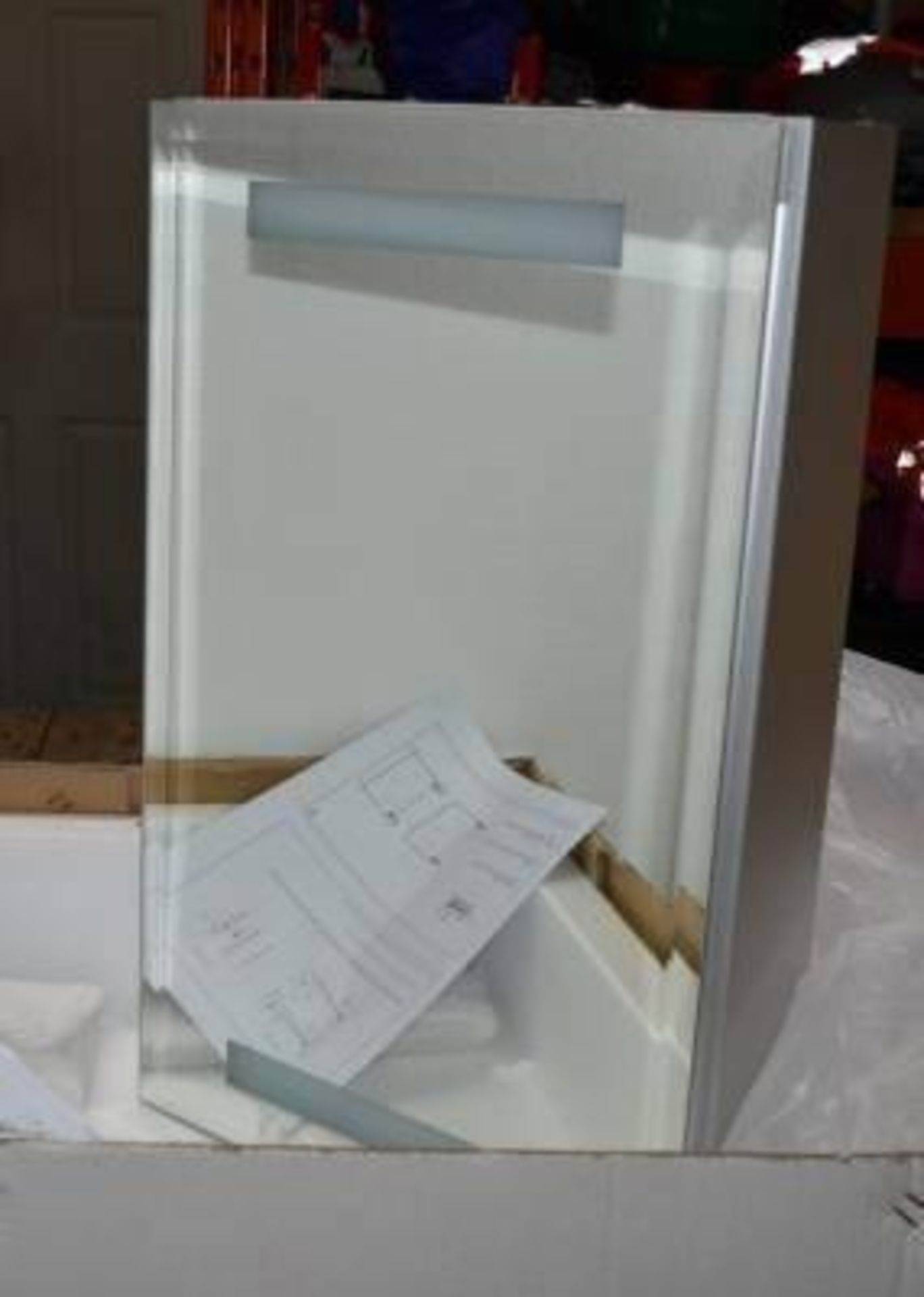 Pallet Job Lot Of 22 x Synergy Single Door Aluminium LED Mirrored Bathroom Cabinets - Contemporary M - Bild 4 aus 7