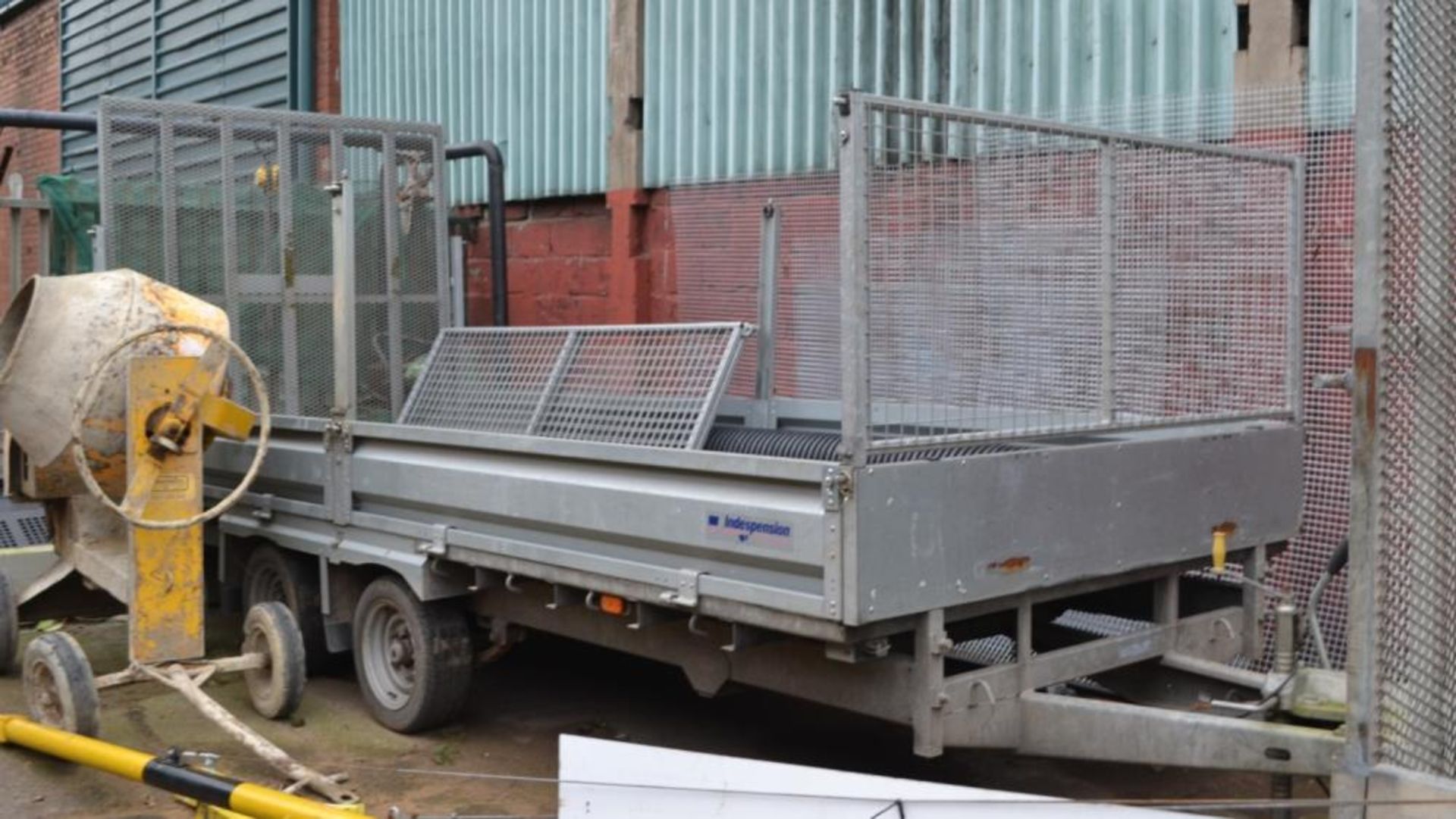 1 x Challenger Indespension 16ft Trailer With Triple Lock System - CL464 - Location:Liverpool L19 - Bild 2 aus 18