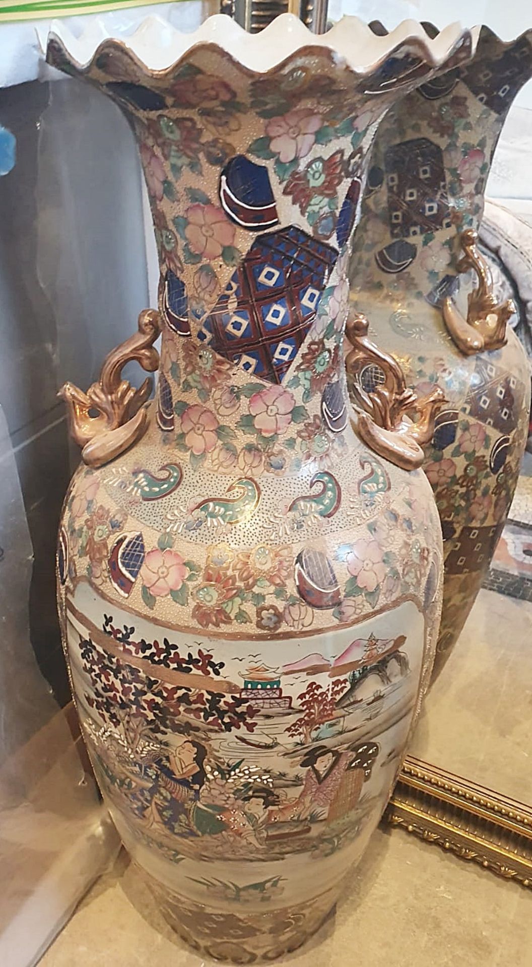 3 x Matching Vintage Japanese Vases *Please Read Main Description* Location: Maidstone Kent - Image 8 of 16