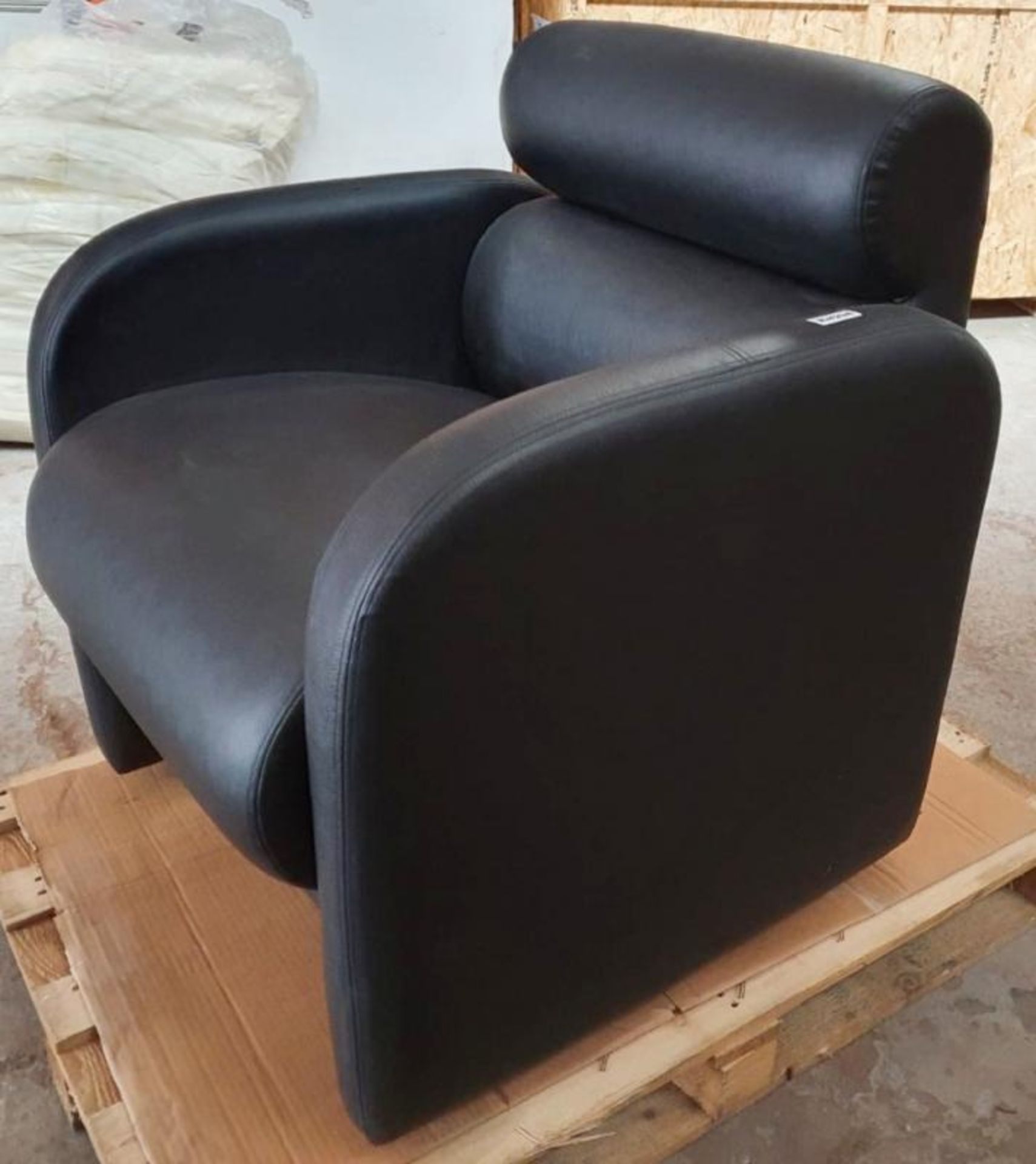 1 x Curved Armchair In Faux Black Leather - Preowned - £1 Start, No Reserve - Ref: 294 / WH1 - CL011 - Image 2 of 7