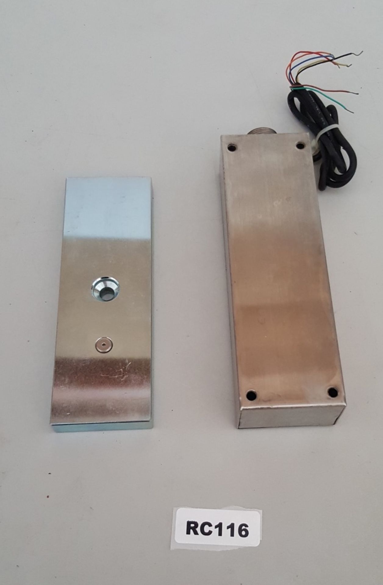 1 x Electromagnetic Outdoor Magnet lock ELS-1200-M - Ref RC116 - CL011 - Location: Altrincham WA14