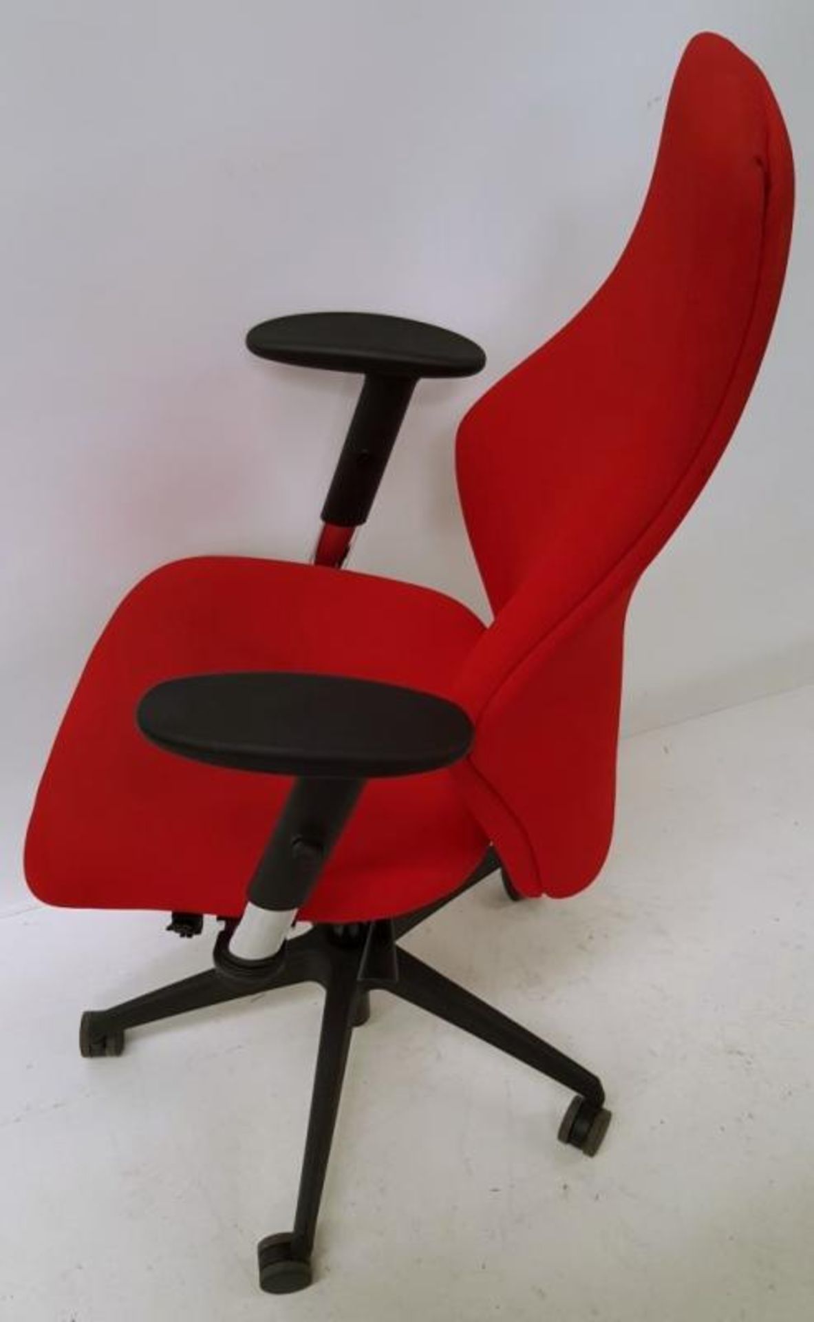 A Pair Of LIMA Branded Premium Adjustable Office Chairs Featuring Fixed Lumbar Support And Arm Rests - Image 6 of 7