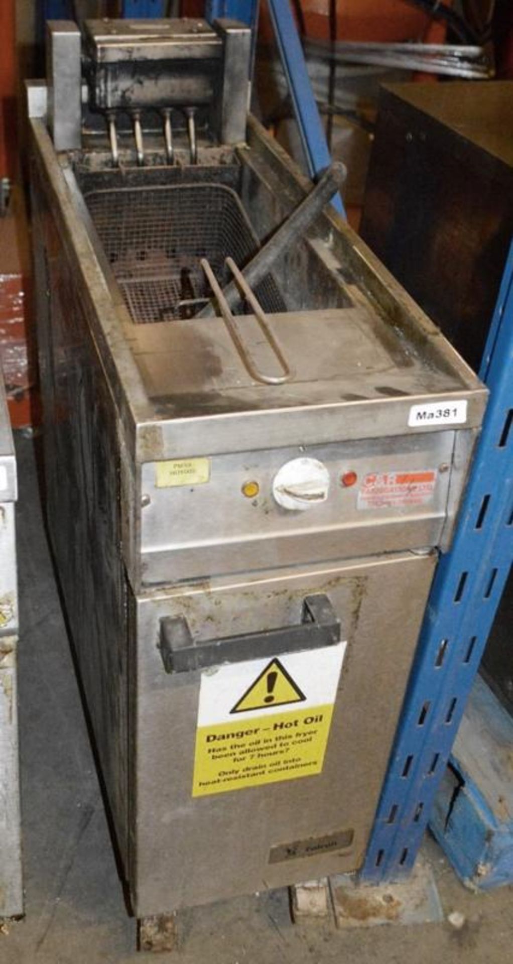 1 x Falcon Commercial Fryer - Dimensions (approx): D80 x W40 x H120cm - £1 Start, No Reserve