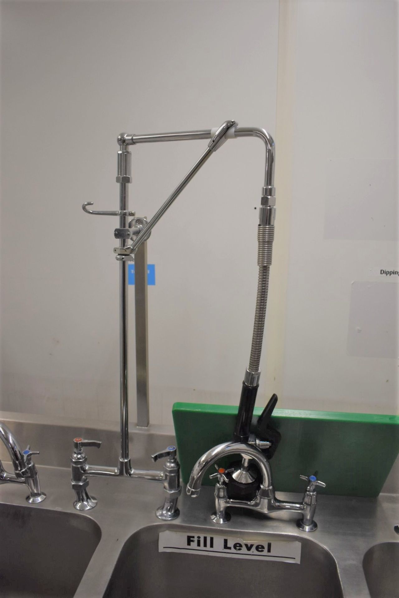 1 x Large Stainless Steel Wash Unit With Triple Sink Basins, Hose Rinser Tap, Mixer Taps, Drainer, - Image 5 of 6