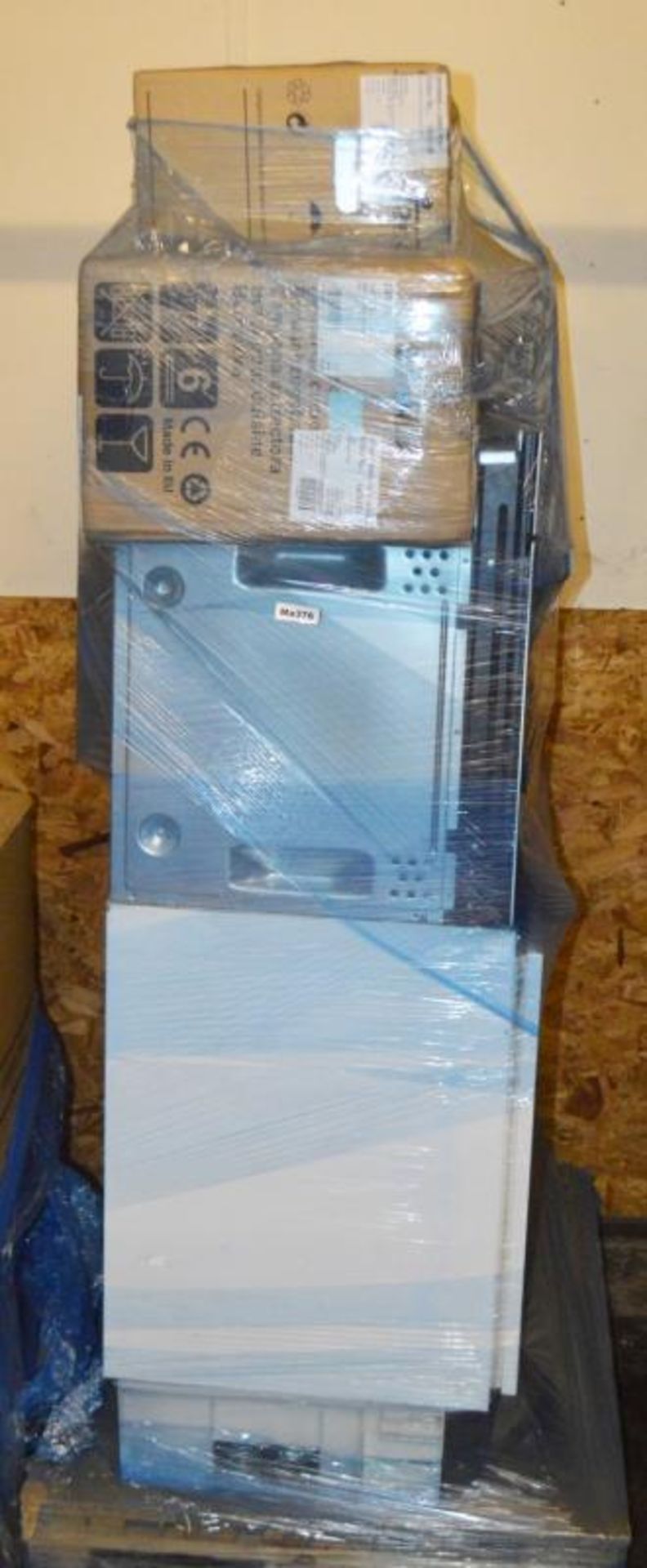 1 x Pallet of Assorted Domestic Appliances - Includes 7 x items Including Prima Ovens, Cooker Hoods