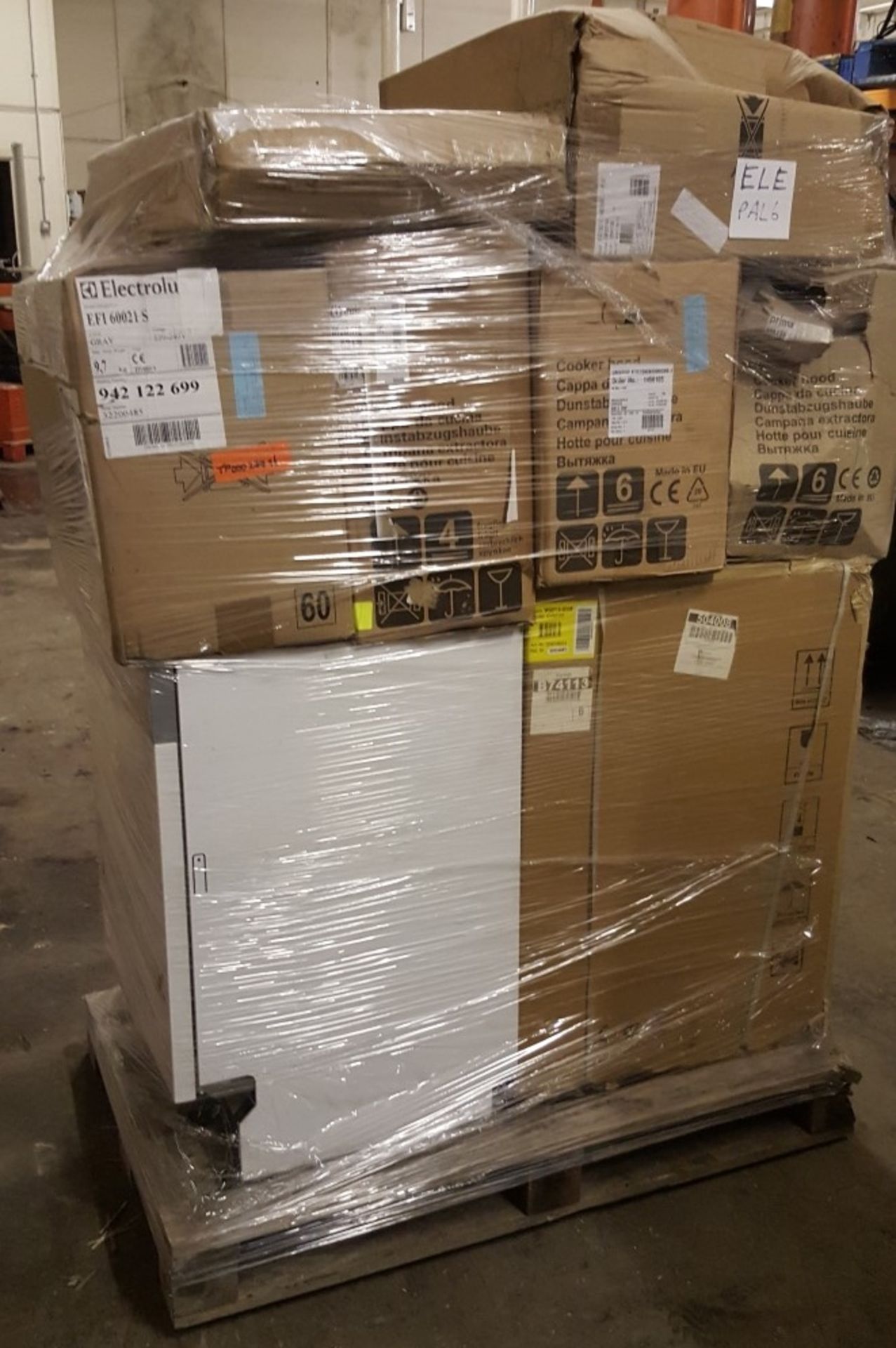 1 x Assorted Pallet of Domestic Appliances - Includes Dishwashers, Cooker Hoods & More- REF: ELEPAL6 - Image 4 of 12
