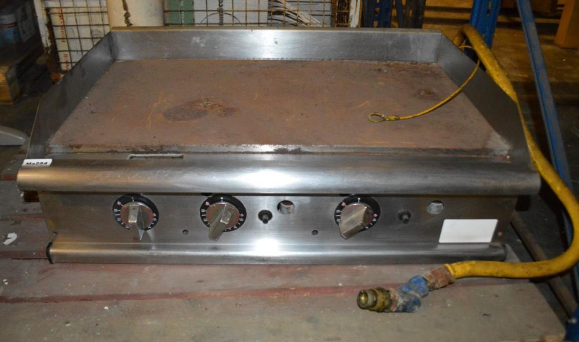 1 x Stainless Steel Comercial Gas Griddle - Dimensions: W92 x D64 x H30cm - Low Start, No Reserve