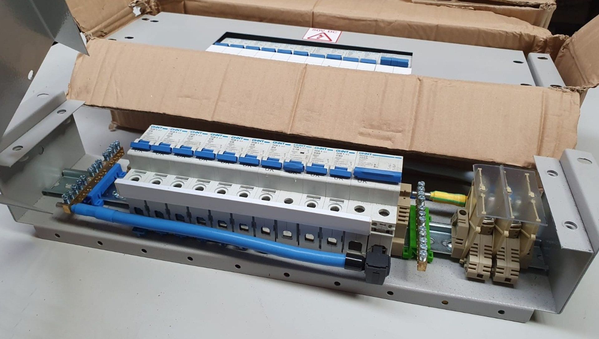 2 x Fuse Boxes - Unused Stock - £1 Start, No Reserve - Ref: WH1 - CL011 - Location: Altrincham WA14 - Image 4 of 5