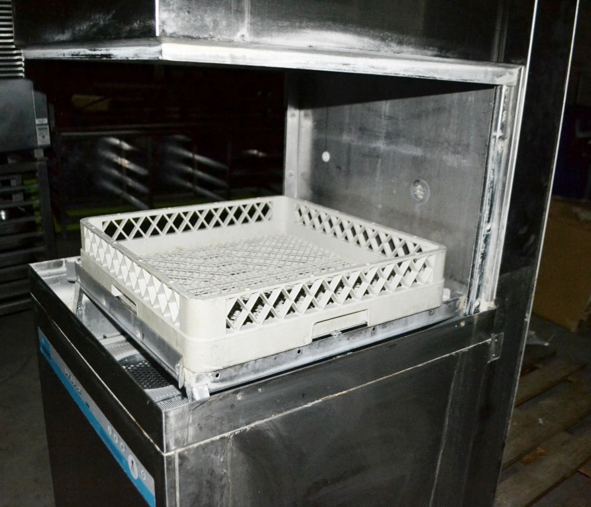 1 x MEIKO DV80.2 Pass Through Dishwasher With 2 x Modules And Inlet Sink - CL350 - Image 6 of 10