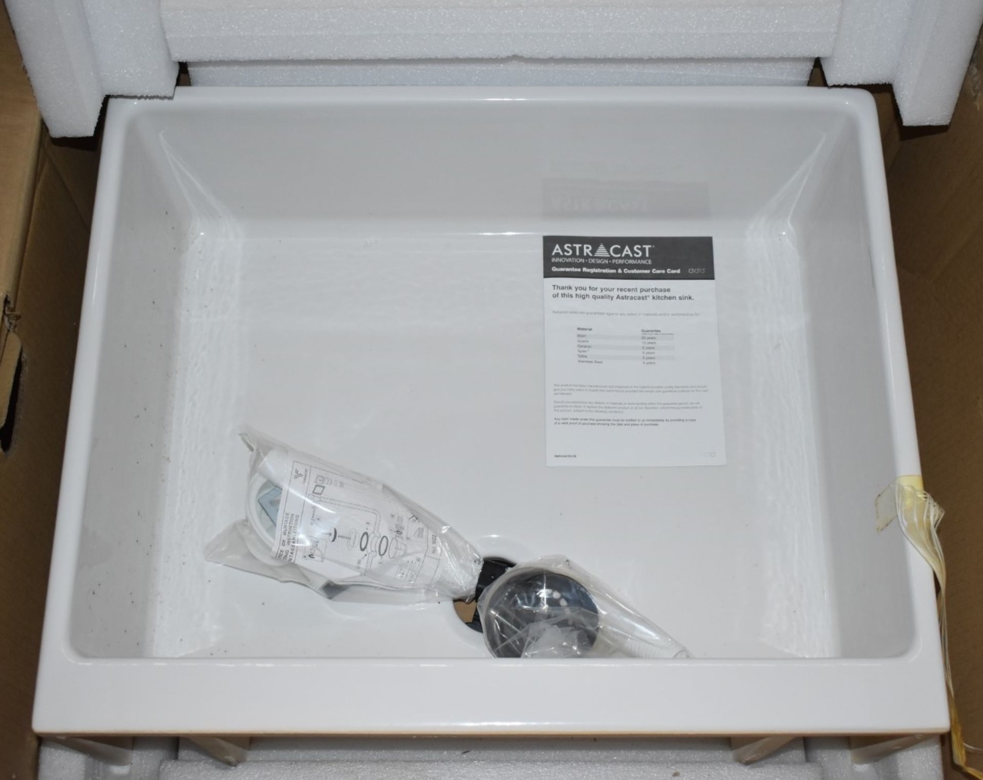 1 x Astracast Sudbury 1.0 White Ceramic Kitchen Sink With Chrome Waste Kit - New Boxed Stock - H20 x - Image 4 of 7