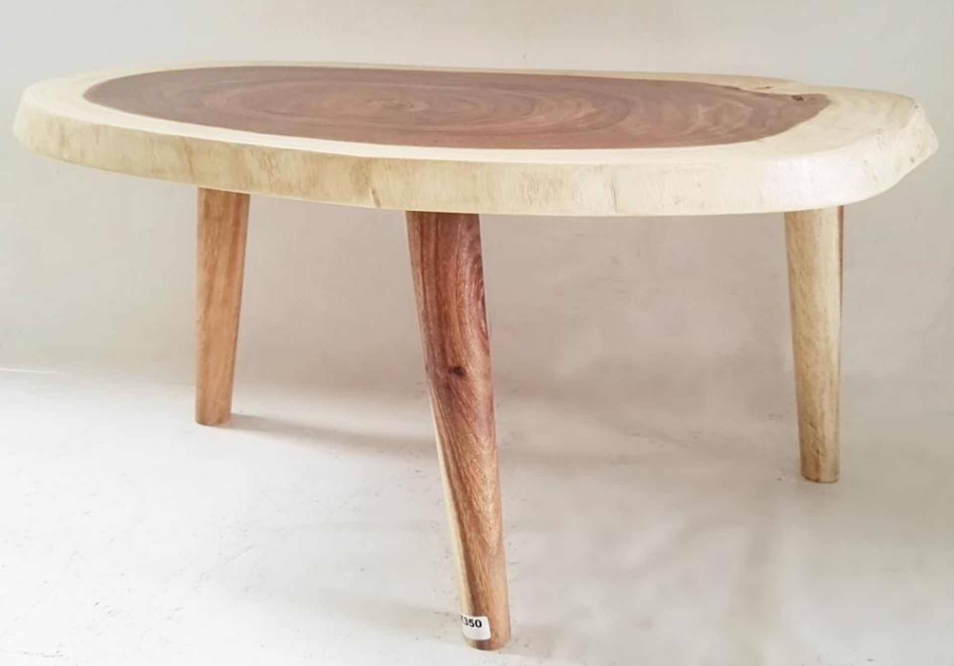 1 x Unique Three Legged Reclaimed Solid Tree Trunk Coffee Table - Dimensions (approx): W90 x D56cm, - Bild 4 aus 5