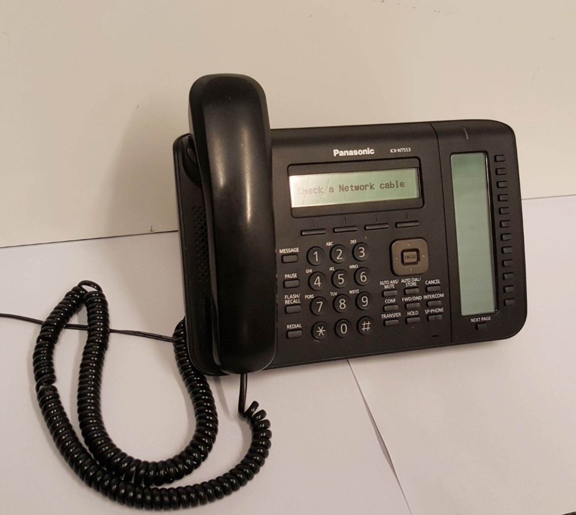 1 x PANASONIC KX-NT553 IP OFFICE PHONE - Ref BY135