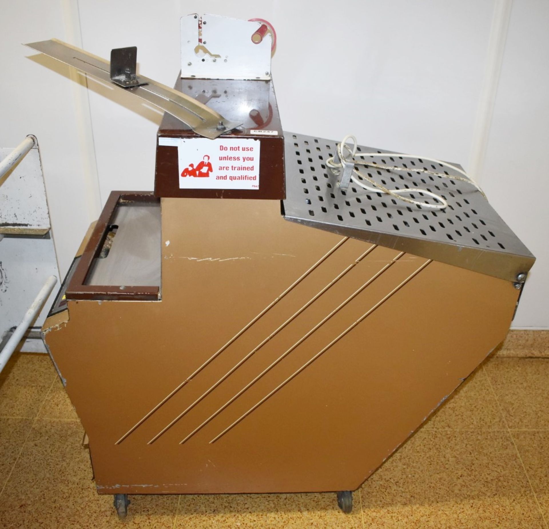 1 x Wabama Automatic Bread Slicer - 240v - H105 x W54 x D104 cms - CL455 - Ref CB247 - Location: