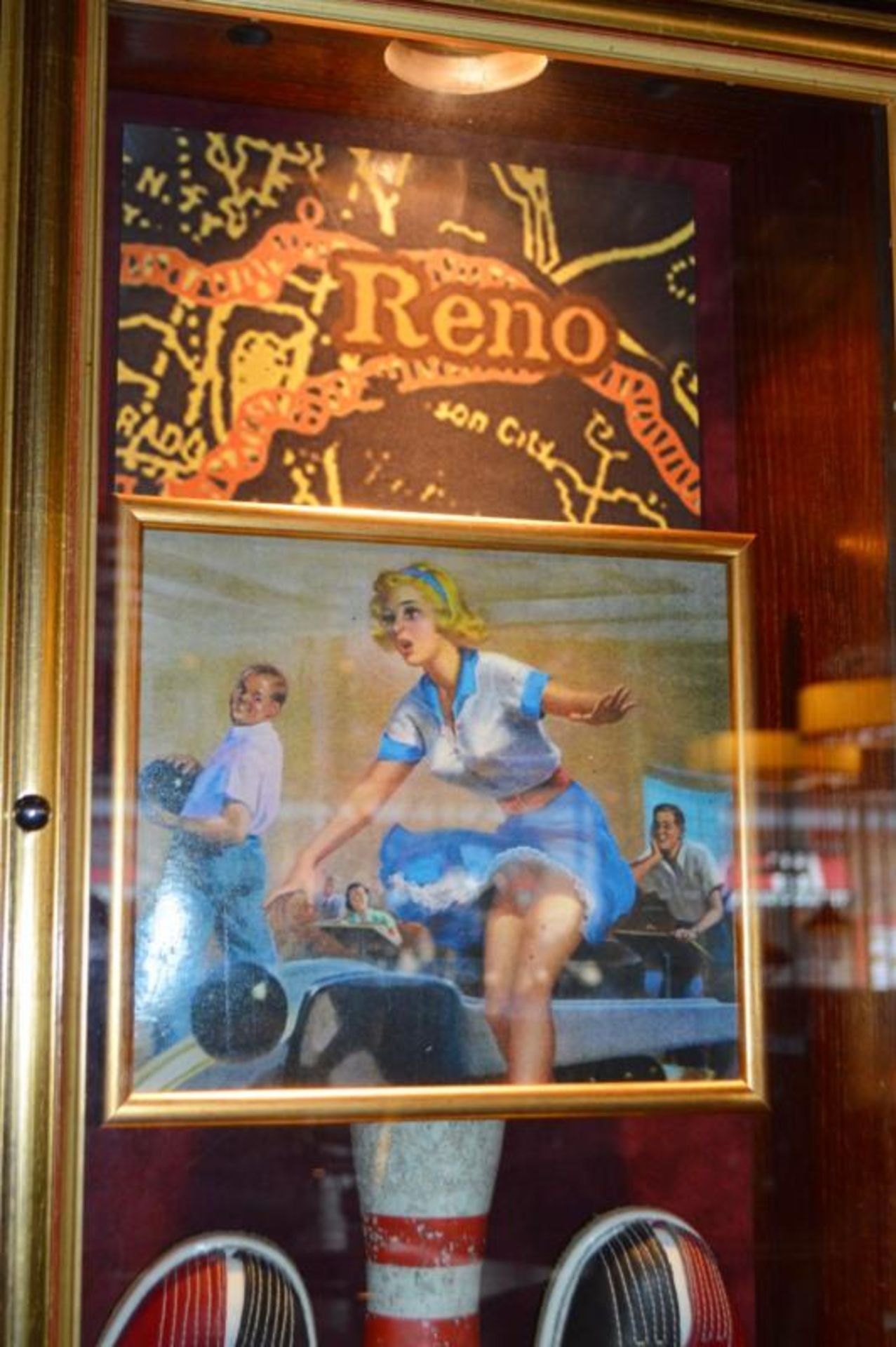 1 x Americana Wall Mounted Illuminated Display Case - RENO 10 PIN BOWLING - Includes Various Images, - Image 2 of 5