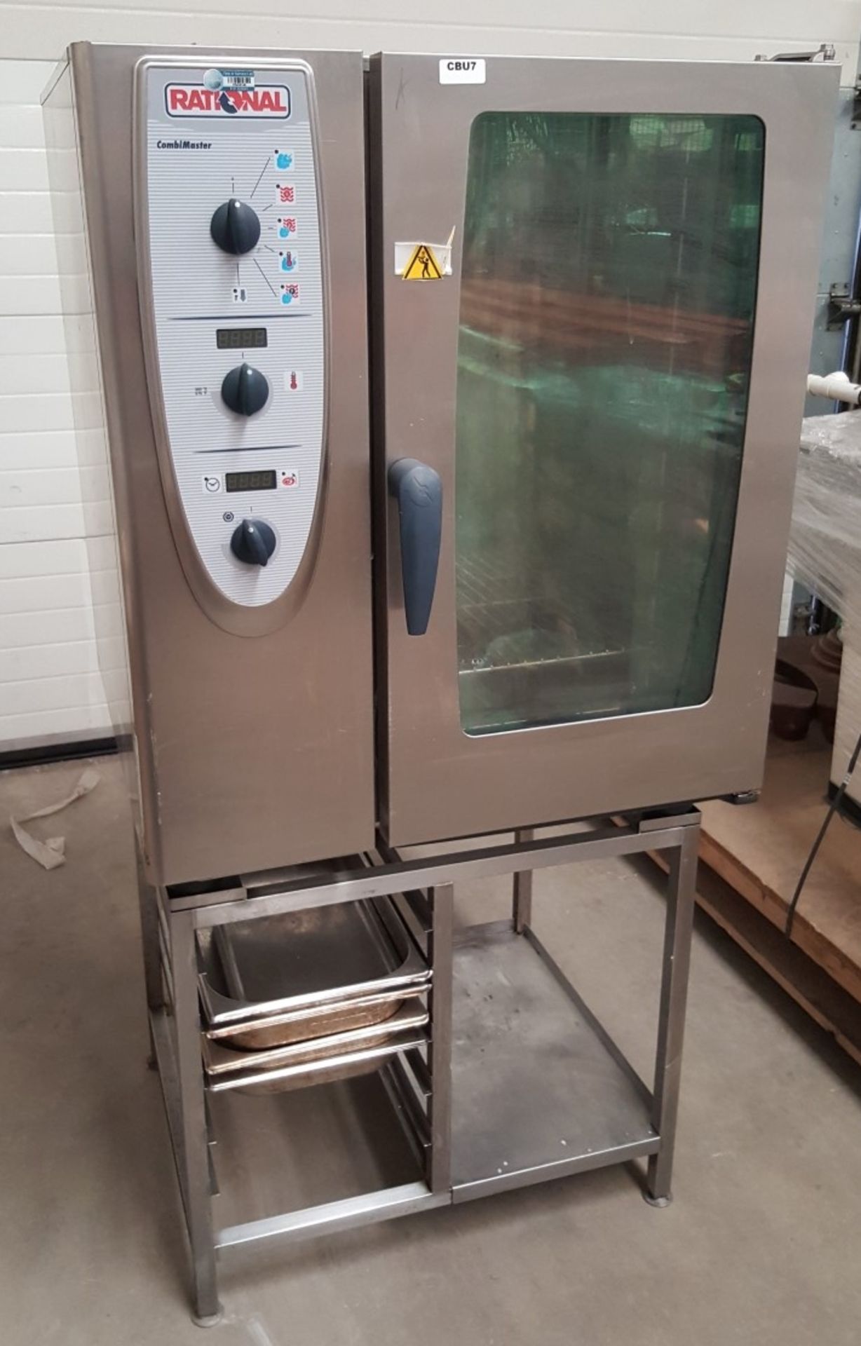 1 x RATIONAL CM101 COMBIMASTER 10 TRAY ELECTRIC COMBI OVEN - CL455 - Ref CBU7 - Image 3 of 12