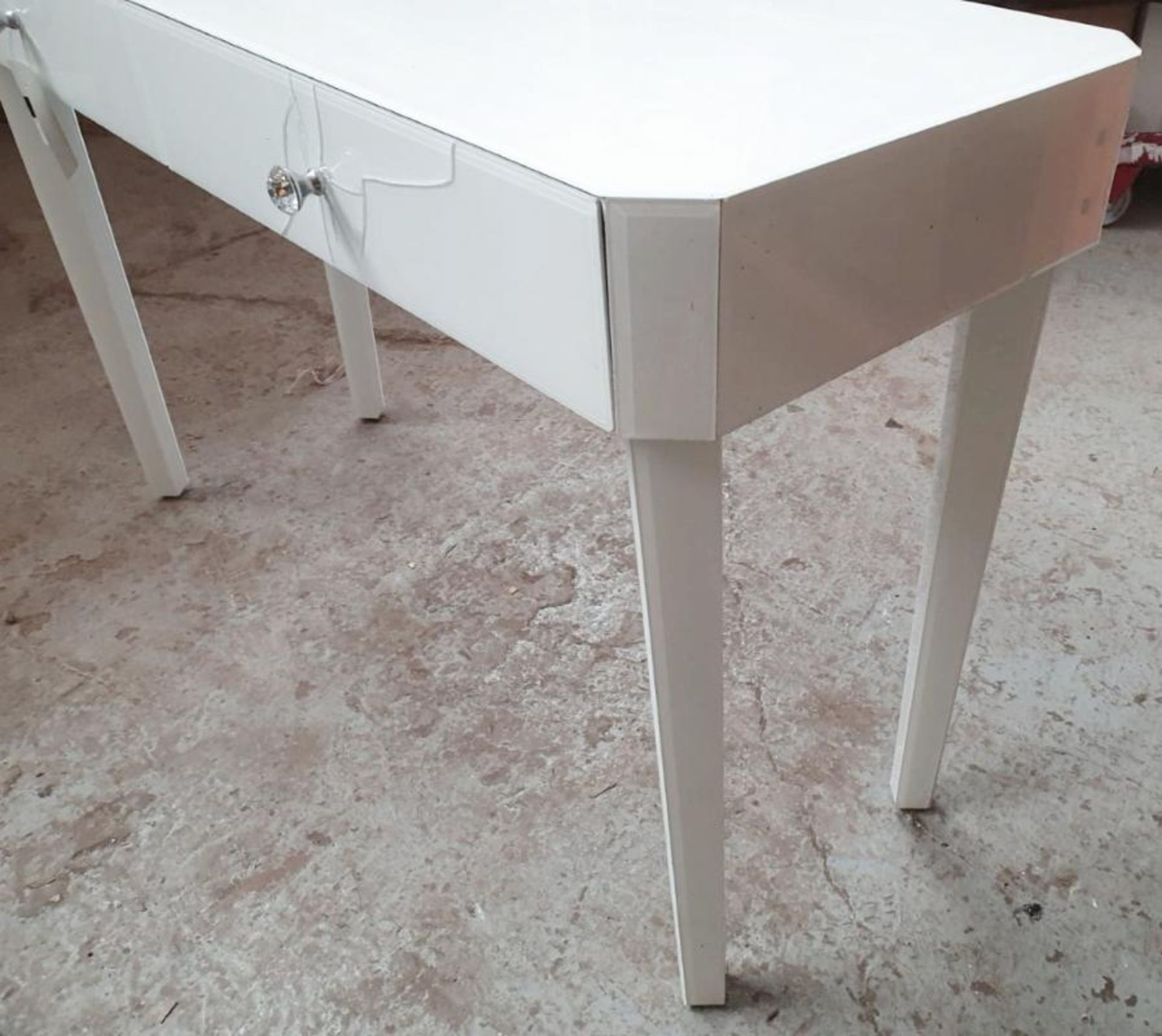 1 x White 2-Drawer Glass Fronted Dressing Table In White *Please Read Condition Report* £1 Start, No - Image 3 of 9