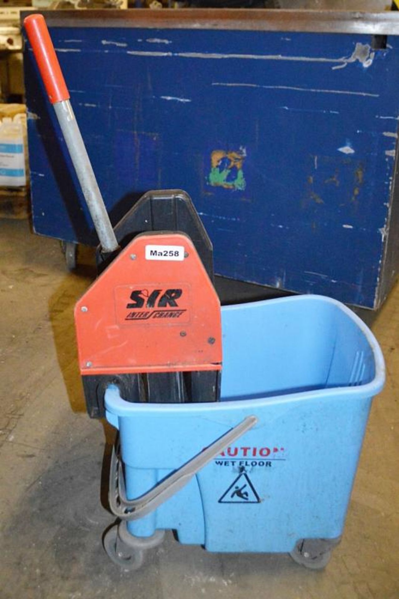 1 x Commercial Mop Bucket - Used In Good Condition - £1 Start, No Reserve - Ref: ma258 - CL011