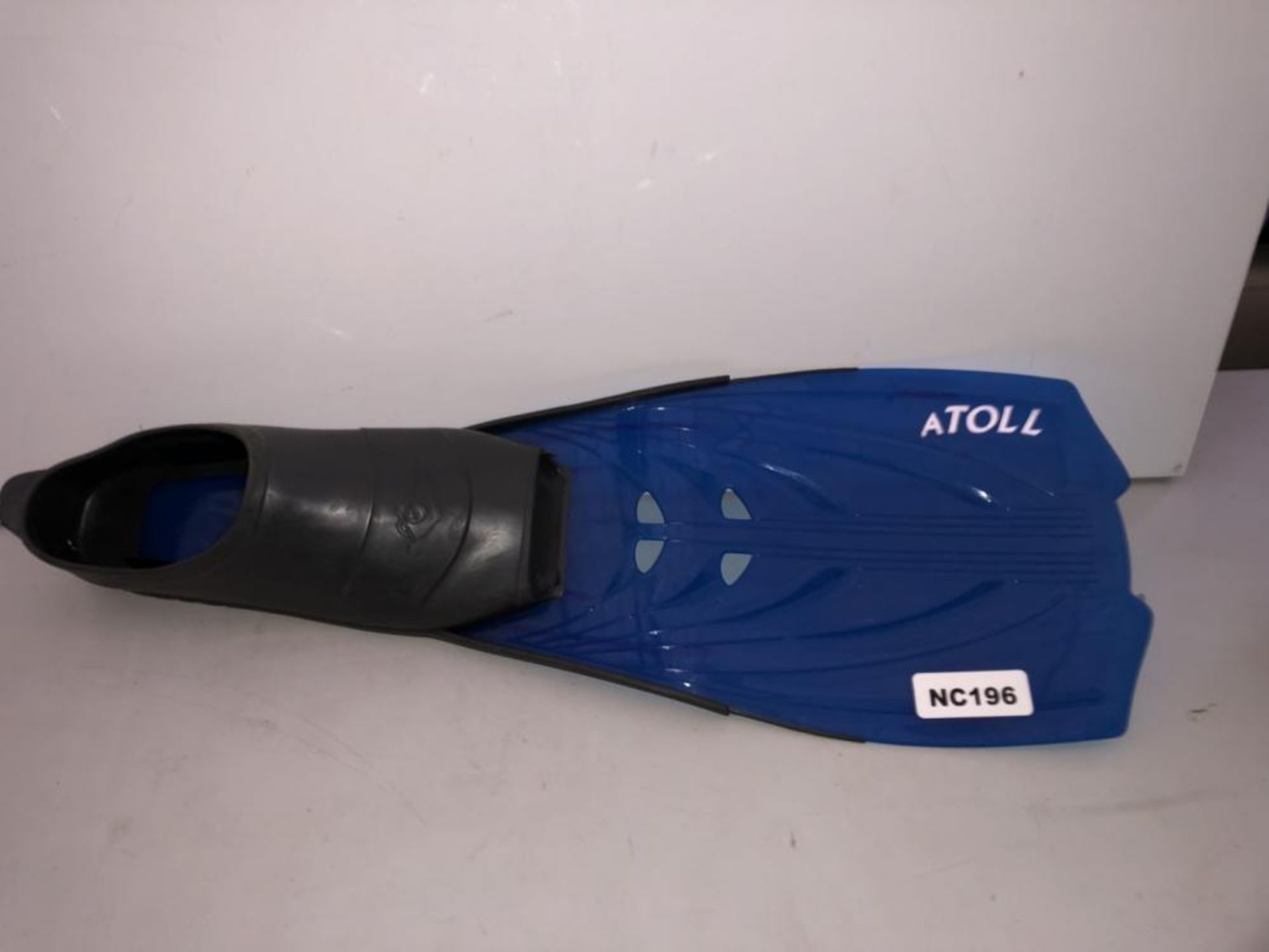 3 x Pairs Of New Atoll Diving Fins - CL349 - Location: Altrincham WA14 - Image 4 of 15