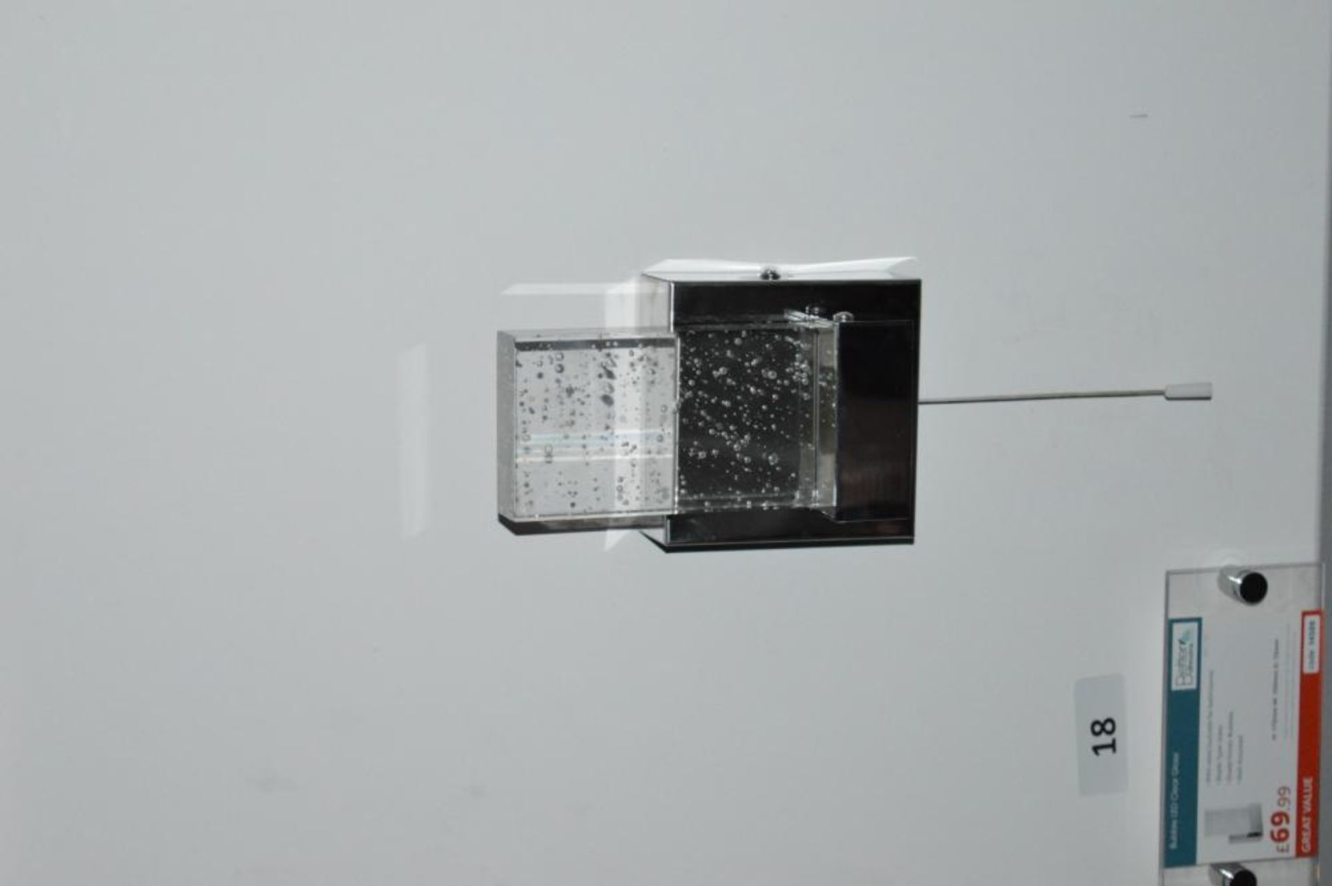 2 x 'Bubble' Style Glass Lights - Ex Display Stock - CL298 - Ref: 17, 18 - Location: Altrincham WA14 - Image 3 of 4