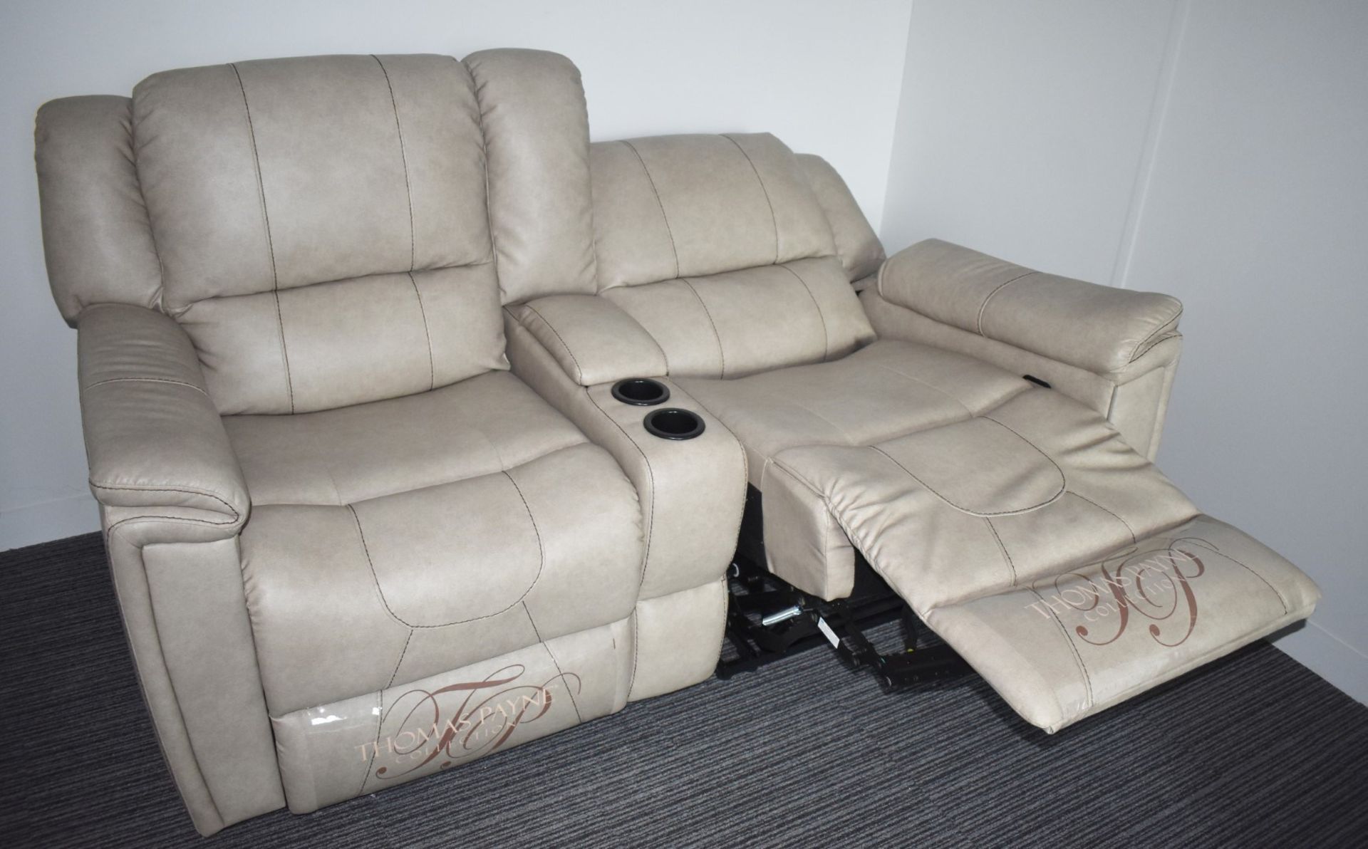 2 x Thomas Payne Reclining Wallhugger Theater Seating Love Seat Couches With Center Consoles and - Image 4 of 13