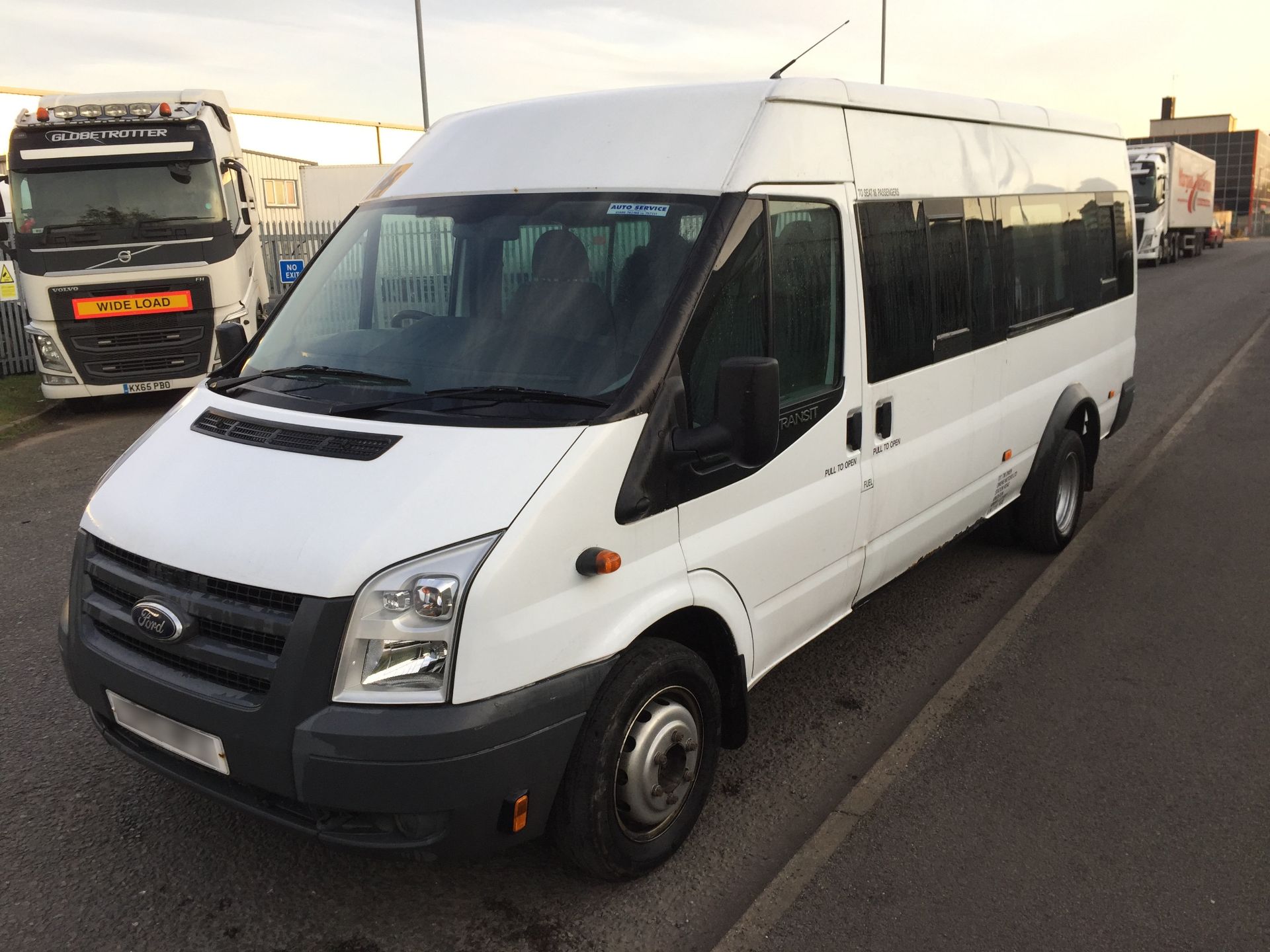 2010 Ford Transit 430 EL 17 Seater Minibus C.O.I.F 135 PS 2.4 - CL505 - Location: Corby, - Image 4 of 10