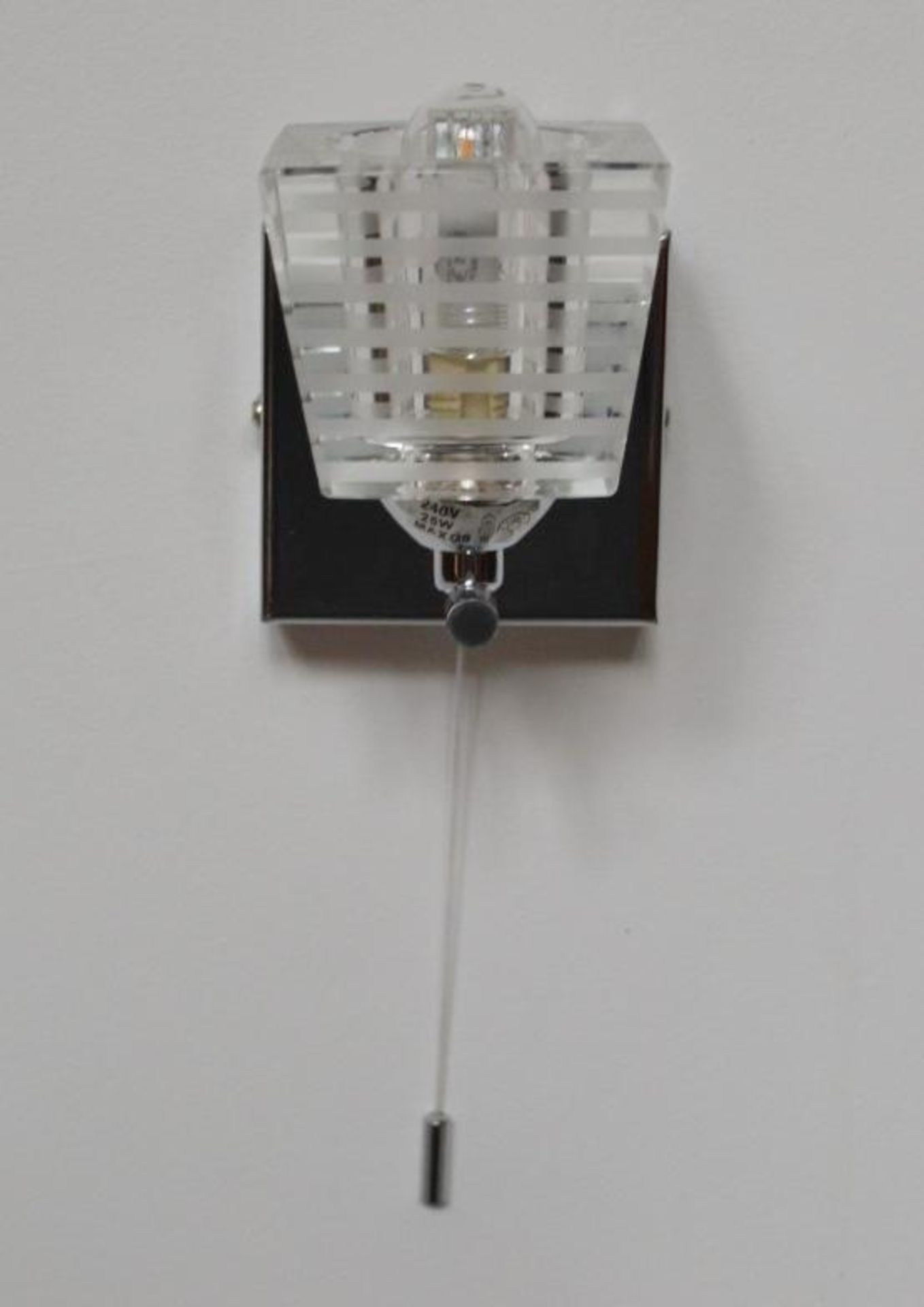 1 x Forum Aquilla 25 Watt Bathroom Wall Fitting - CL364 - Ref: PAL Edin/3 12429 - Locat