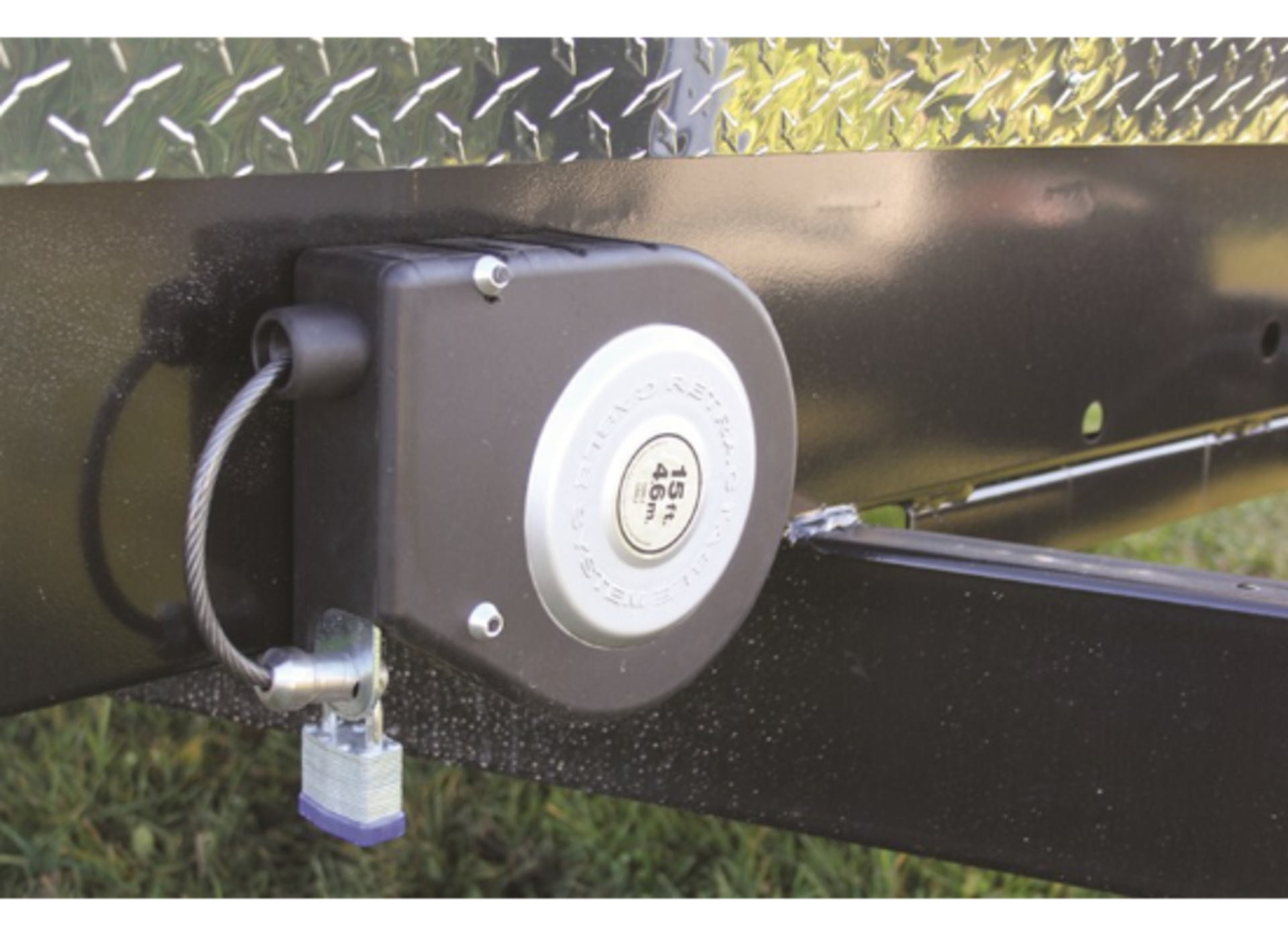 1 x Lippert Toylok 15' Retractable Cable System Locks - Anti Theft Device For Motorhomes and - Image 5 of 5