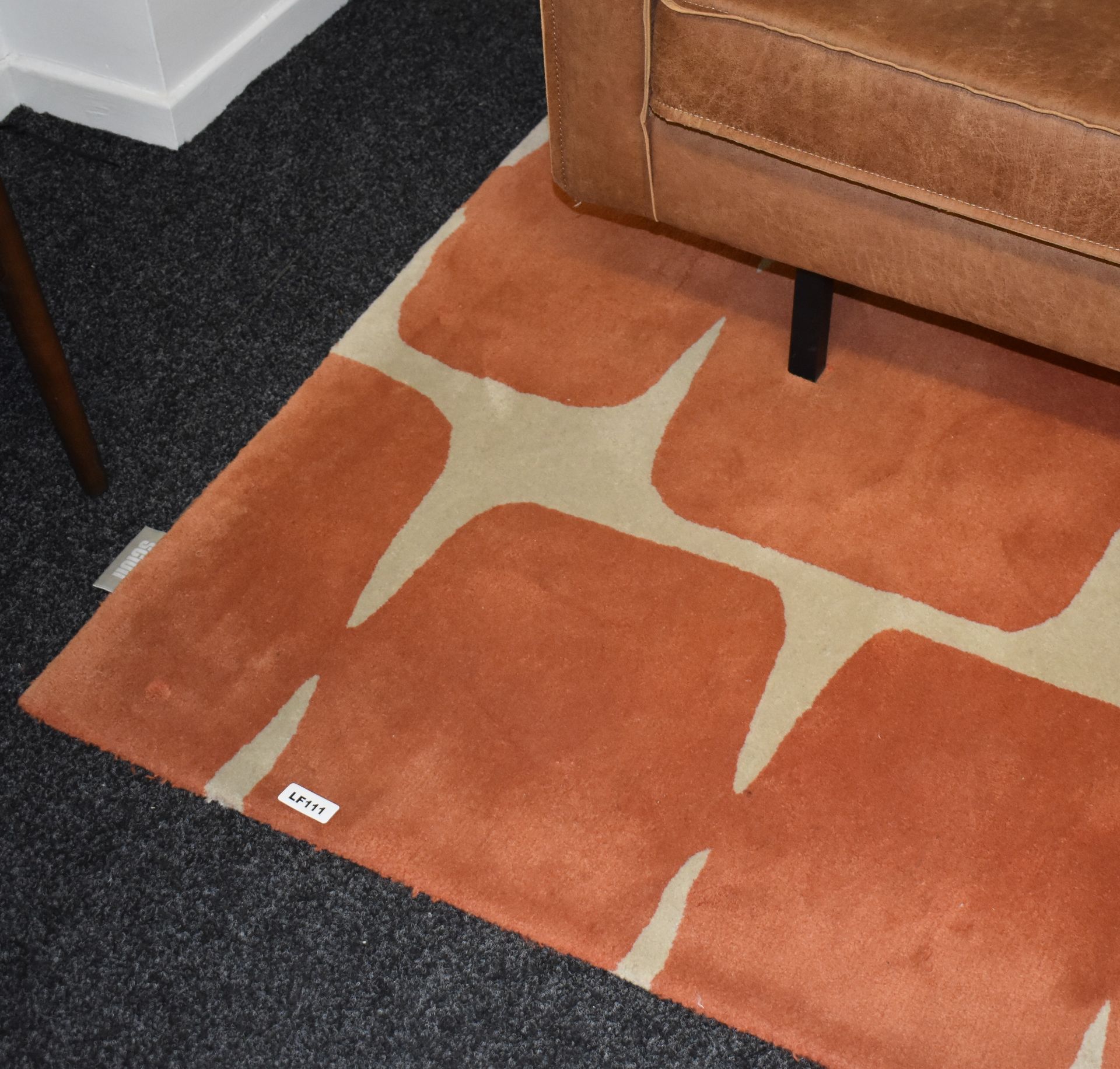 1 x Scion Lohko Poppy Designer Handmade Carpet Rug - Made From 100% Wool Yarn - 140 x 200 cms - Image 4 of 6