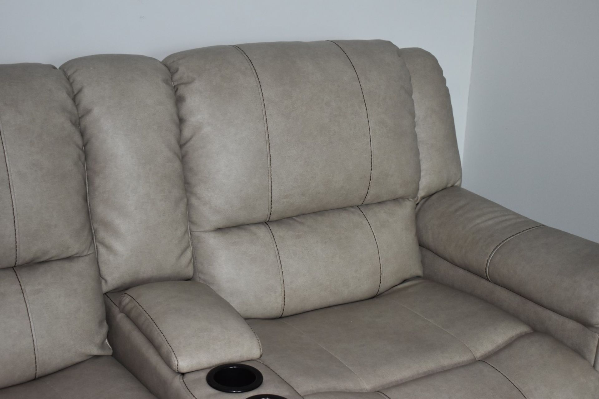 1 x Thomas Payne Reclining Wallhugger Theater Seating Love Seat Couch With Center Console and - Image 8 of 12
