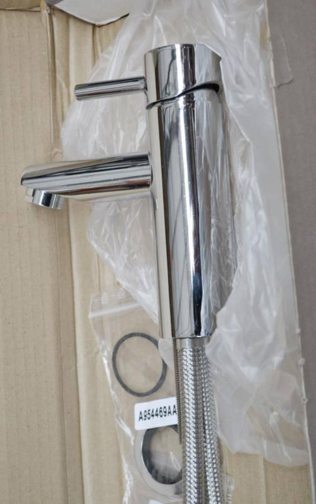 1 x Ideal Standard JADO "Geometry" Single Lever Deck-Mounted Basin Mixer Without Waste Set (F1271AA) - Image 7 of 8